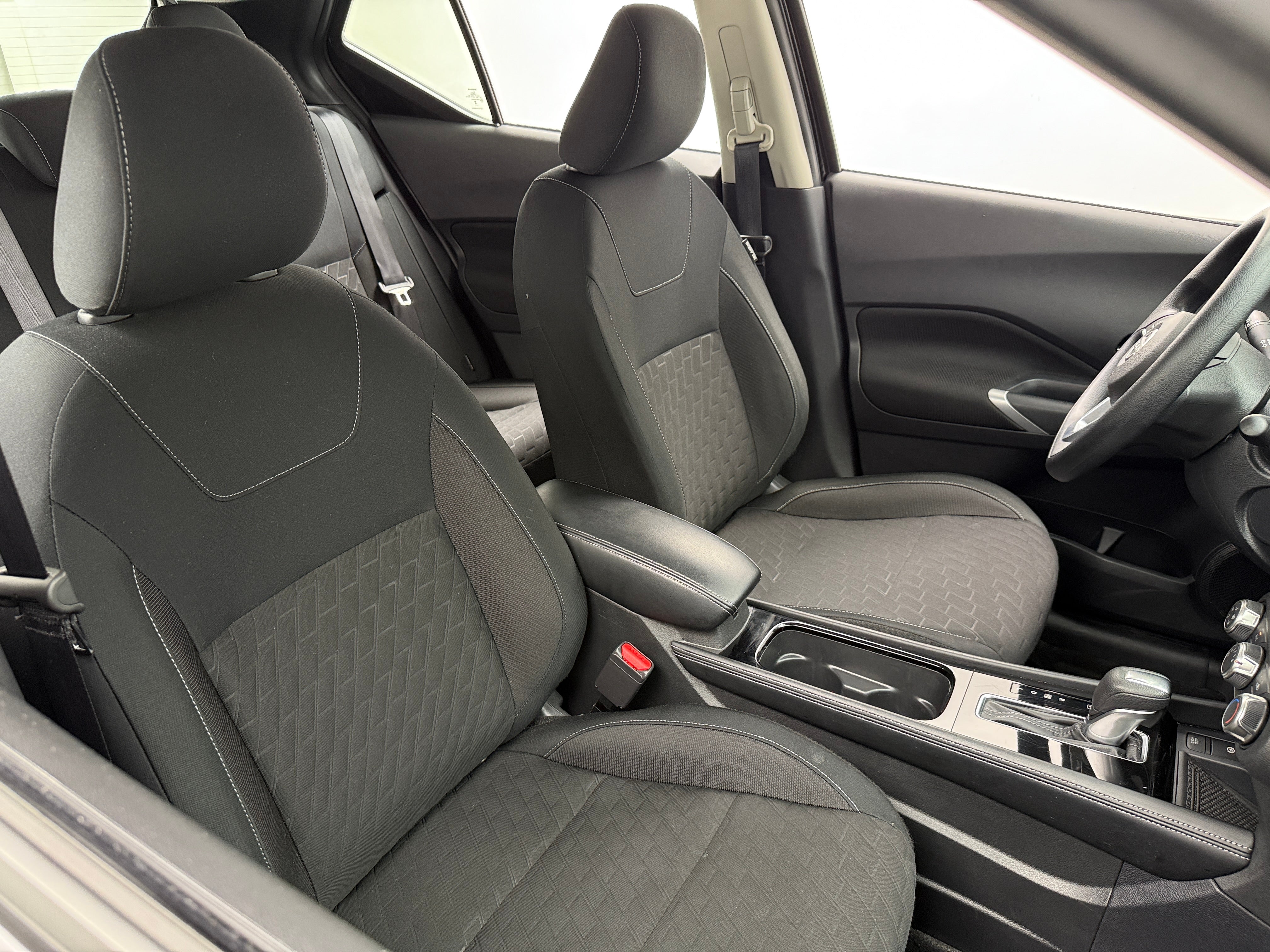 2024 Nissan Kicks SV 2