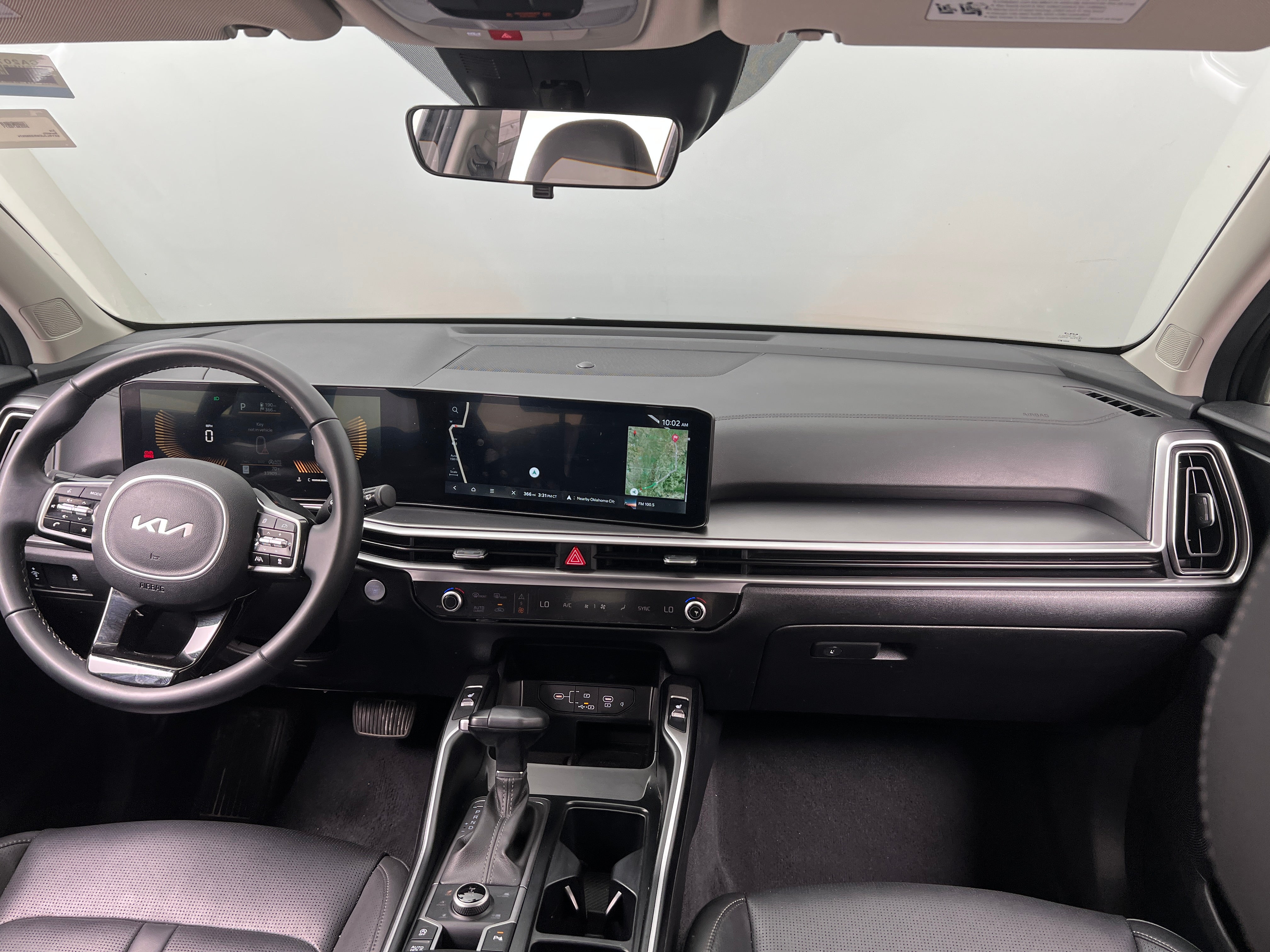 2024 Kia Sorento S 2