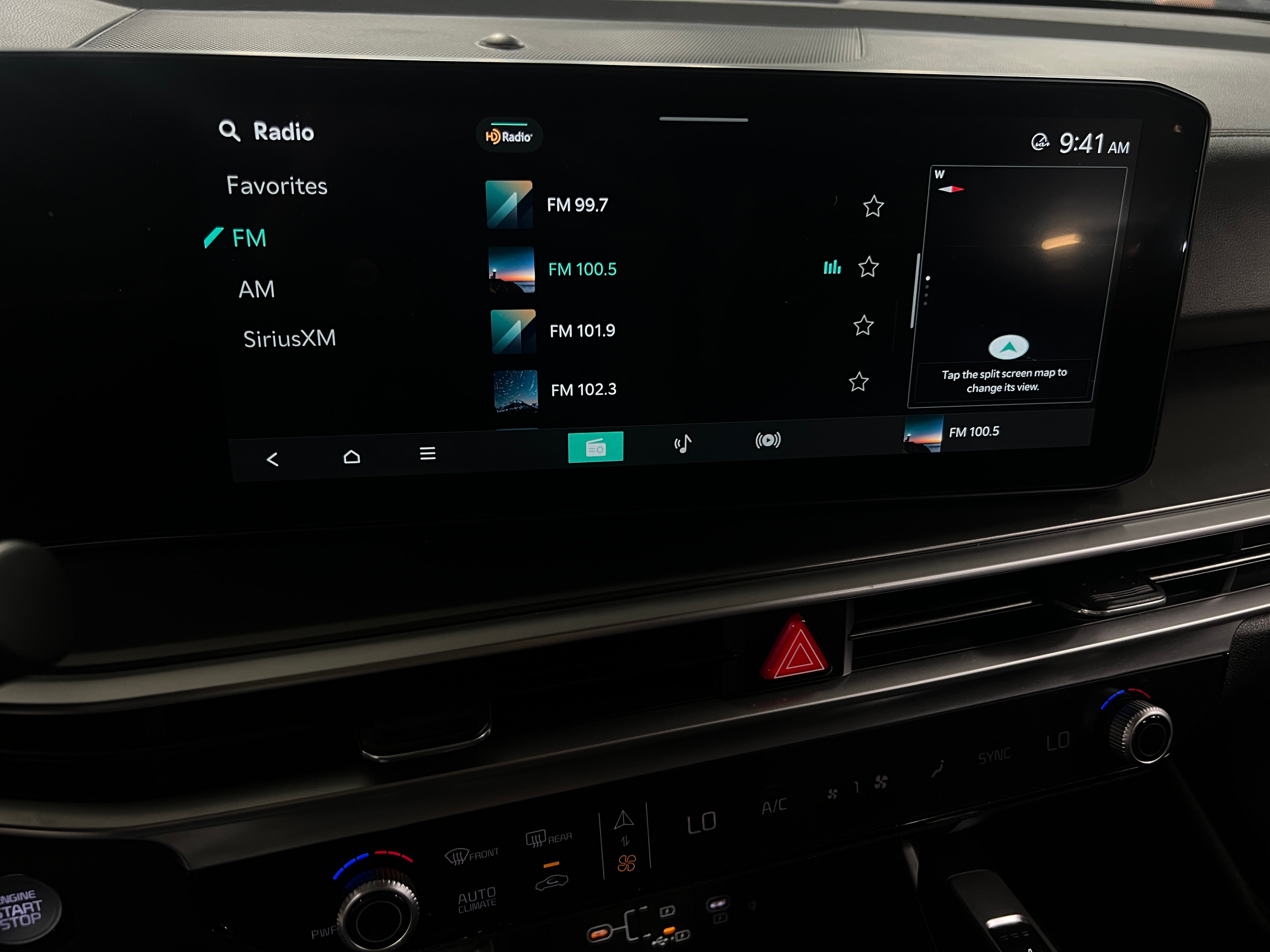 2024 Kia Sorento S 3