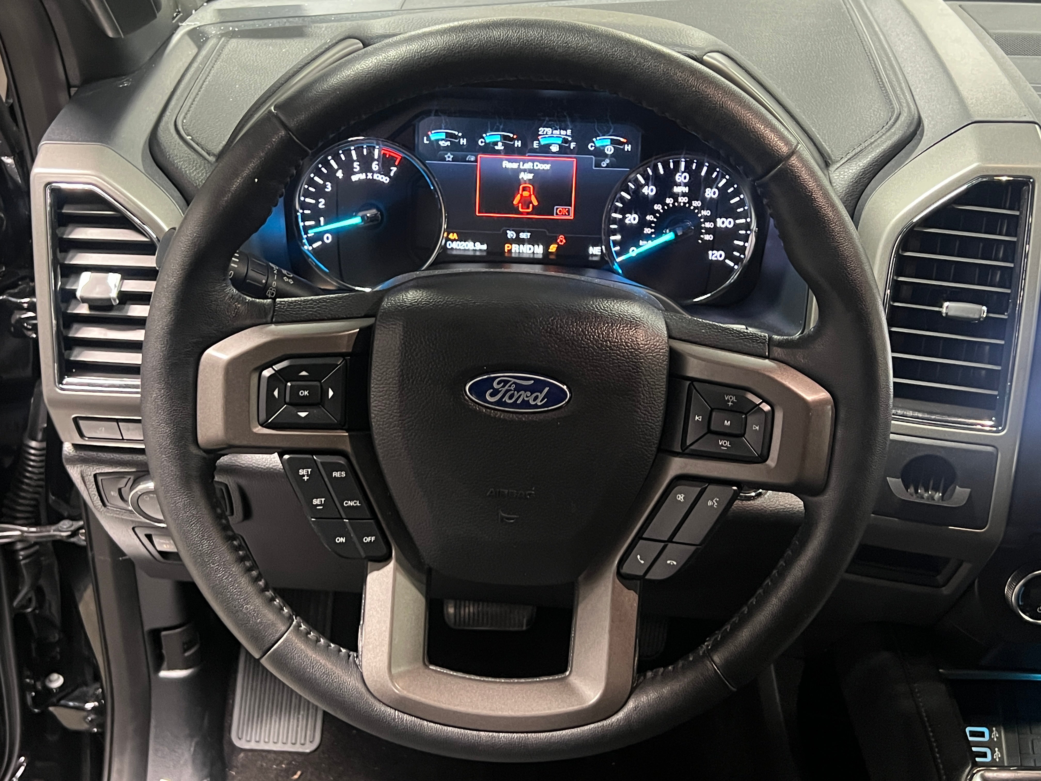 2018 Ford Expedition XLT 4