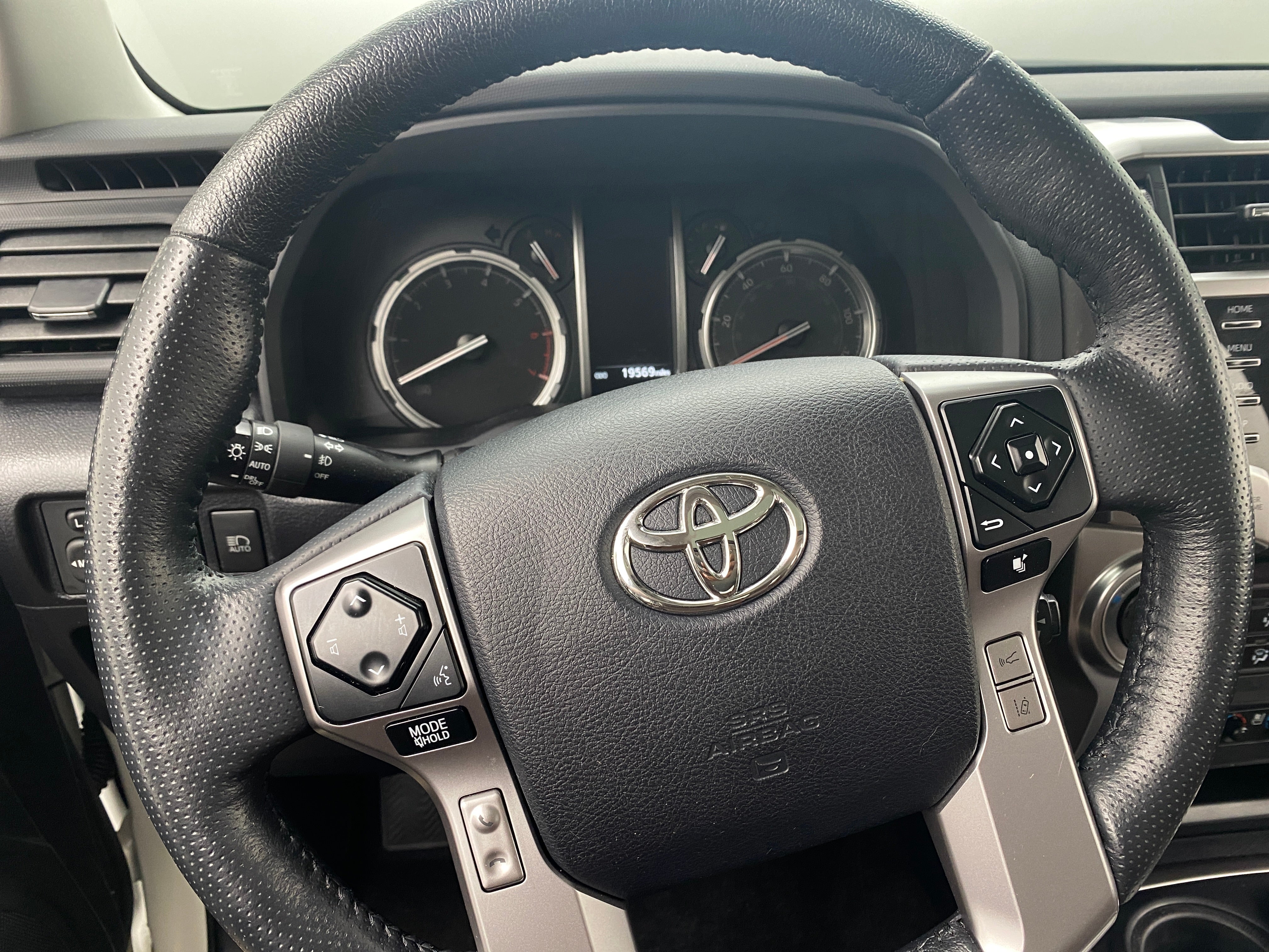 2023 Toyota 4Runner Limited 4
