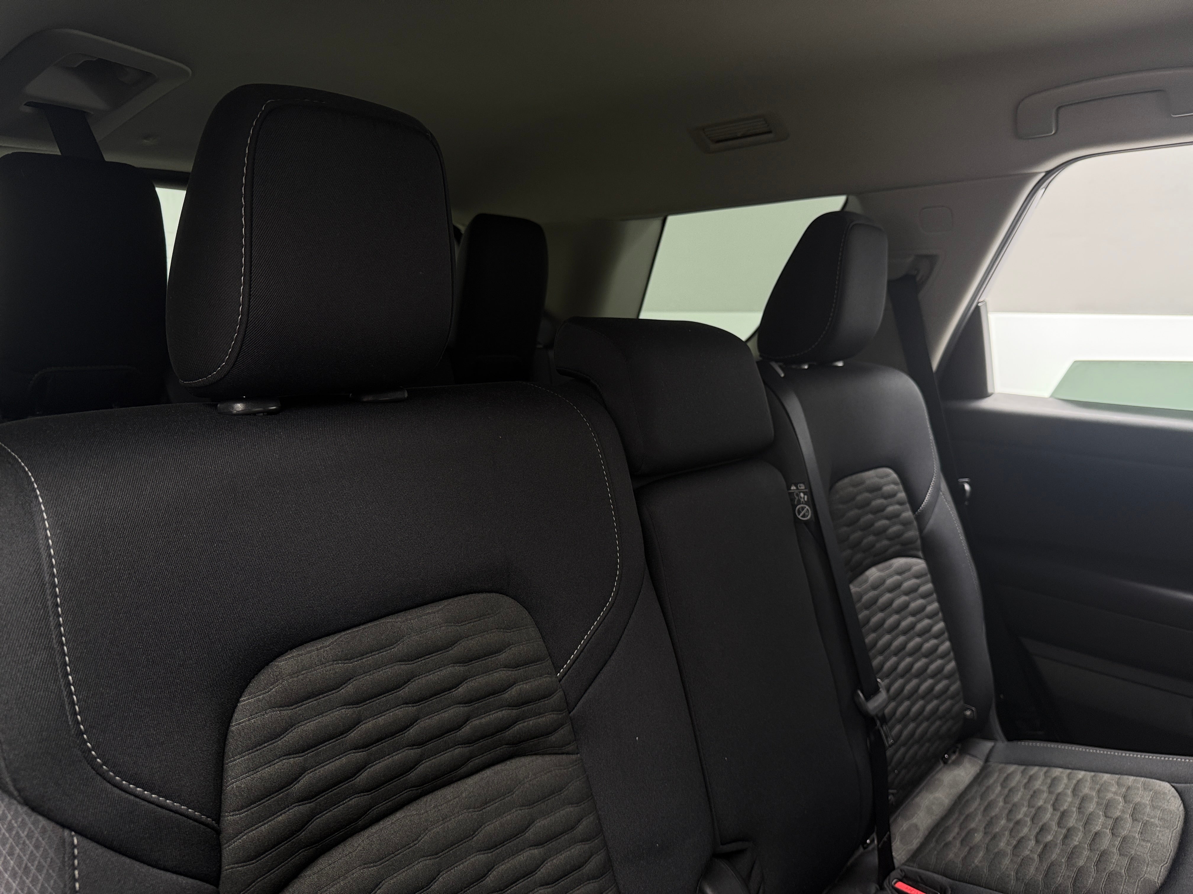 2024 Nissan Pathfinder S 6