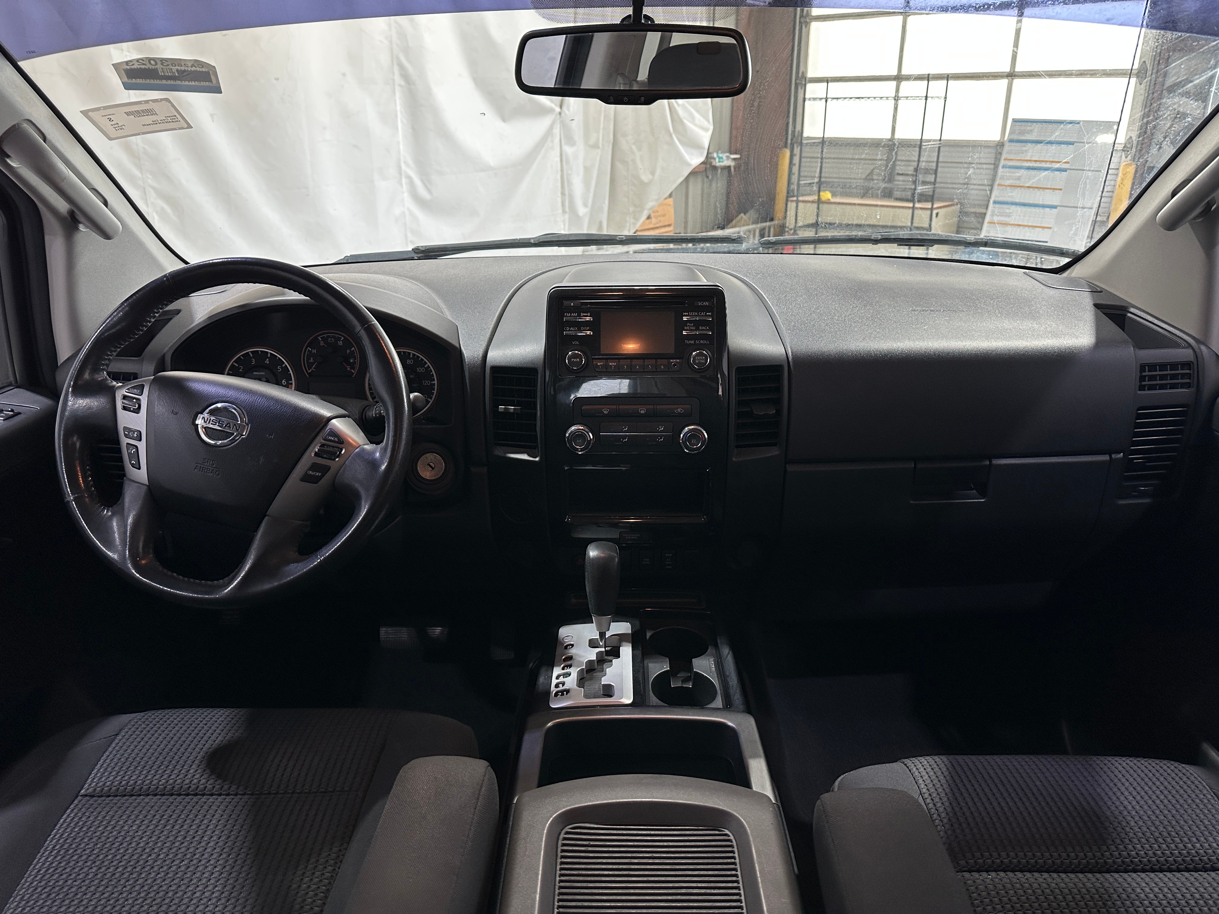 2014 Nissan Titan SV 3