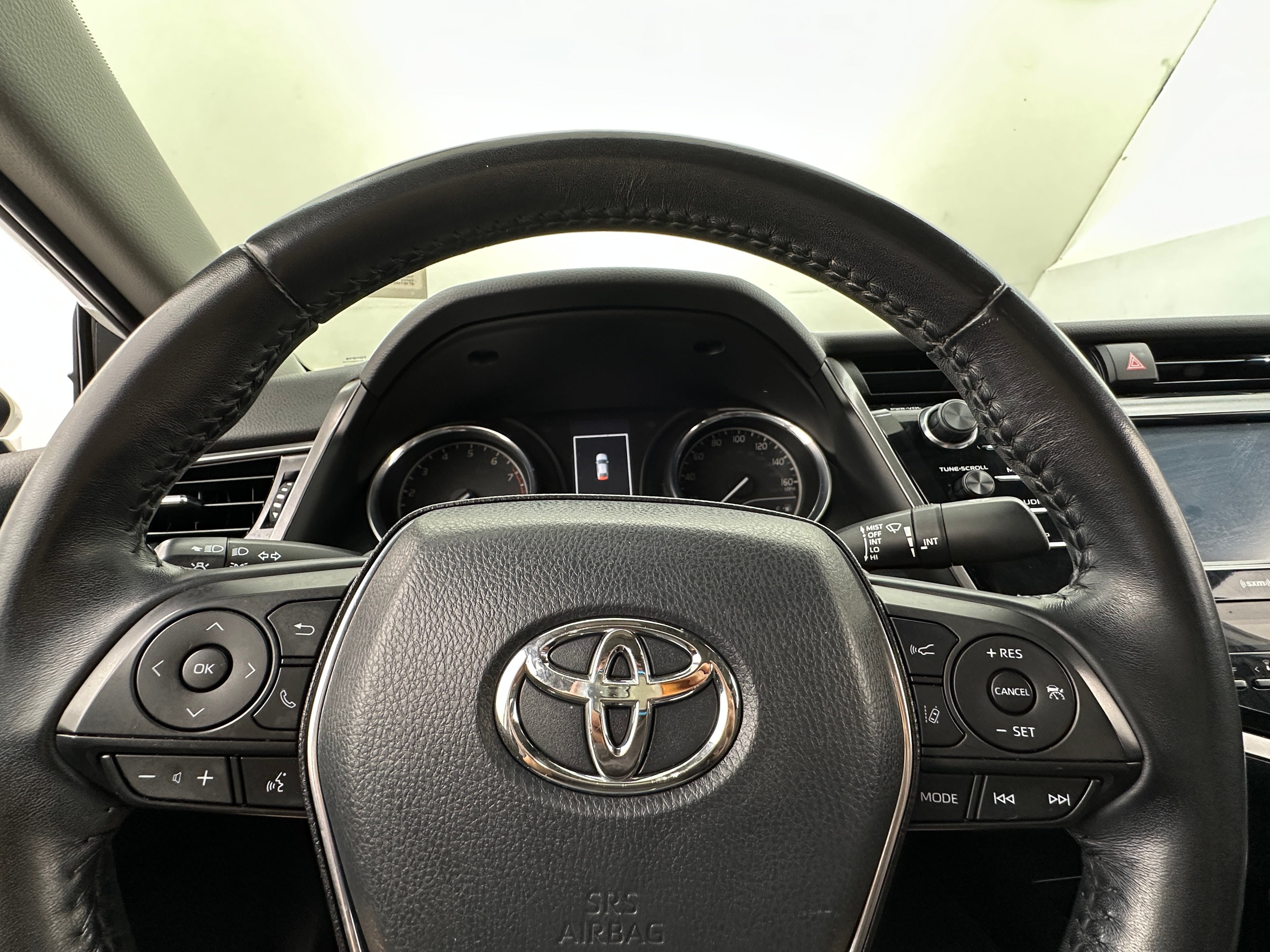 2020 Toyota Camry SE 5