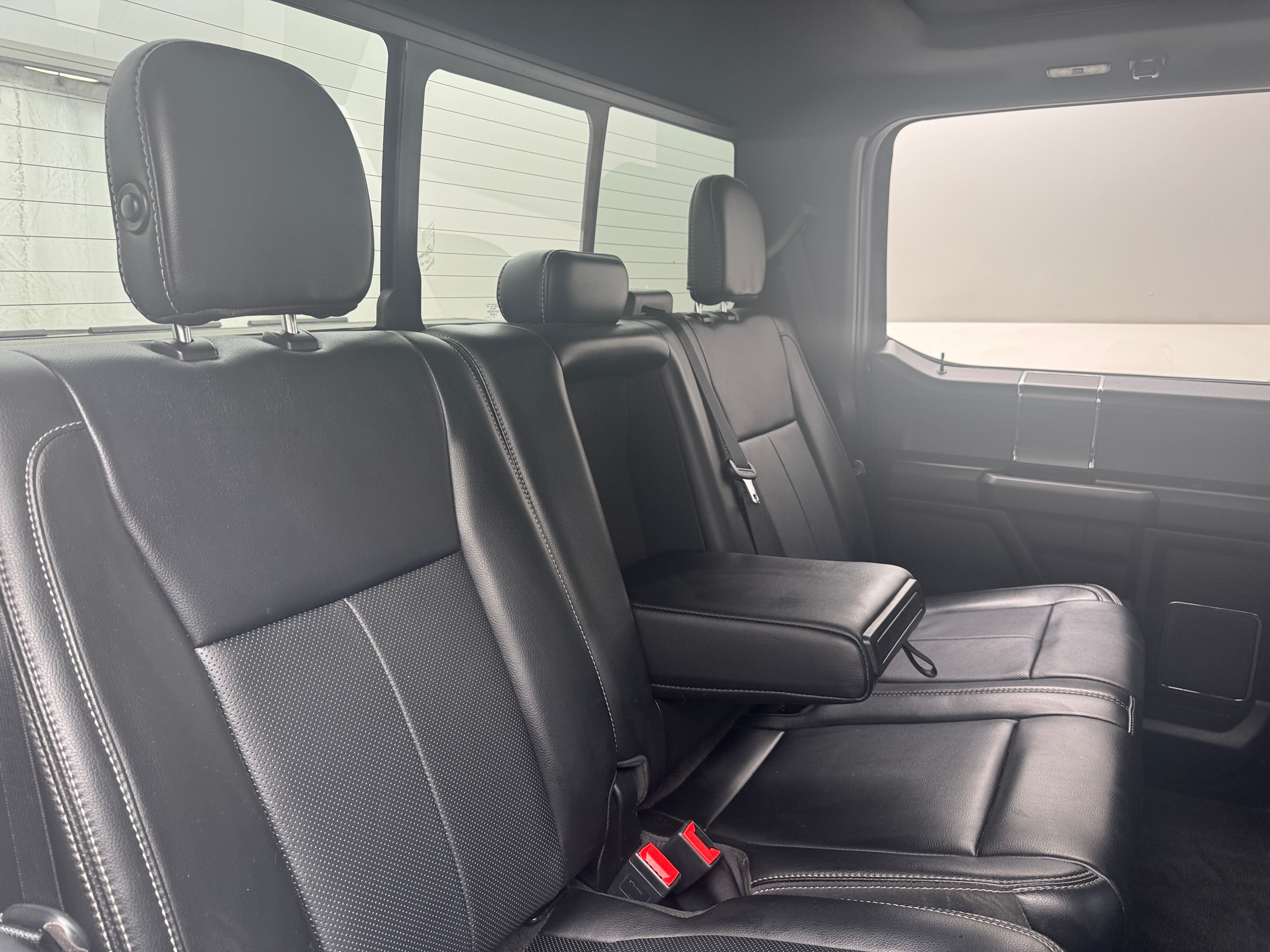 2019 Ford Econoline E-150 5