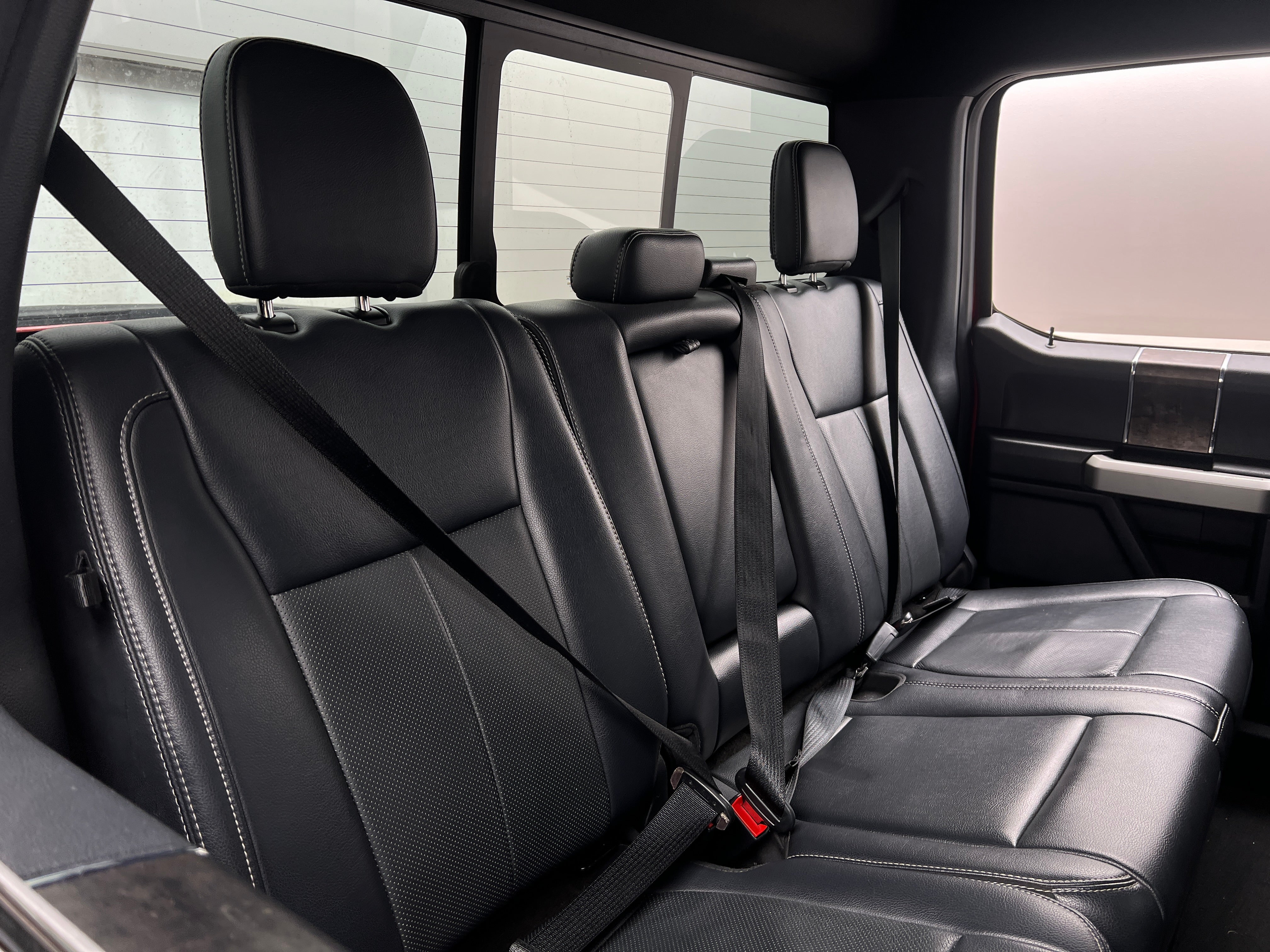 2022 Ford Econoline E-250 5