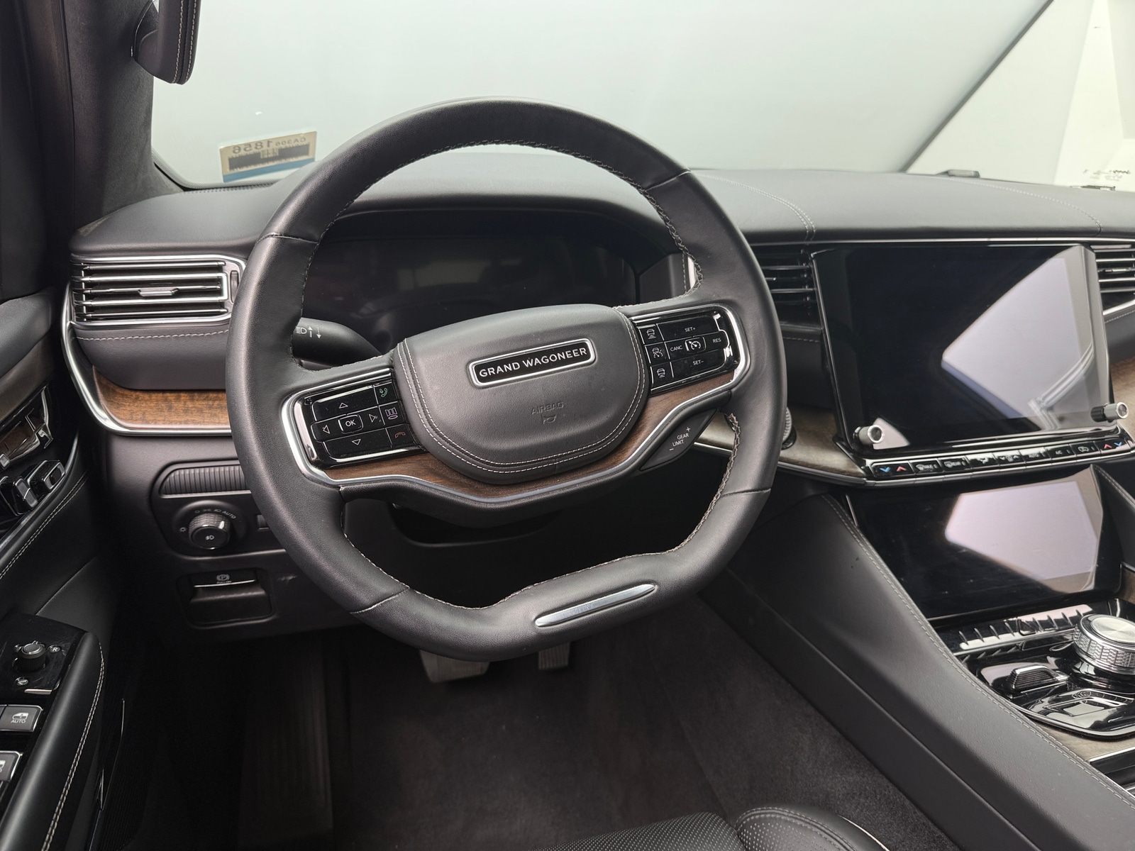 Thumbnail: 2023 Jeep Grand Wagoneer - 4