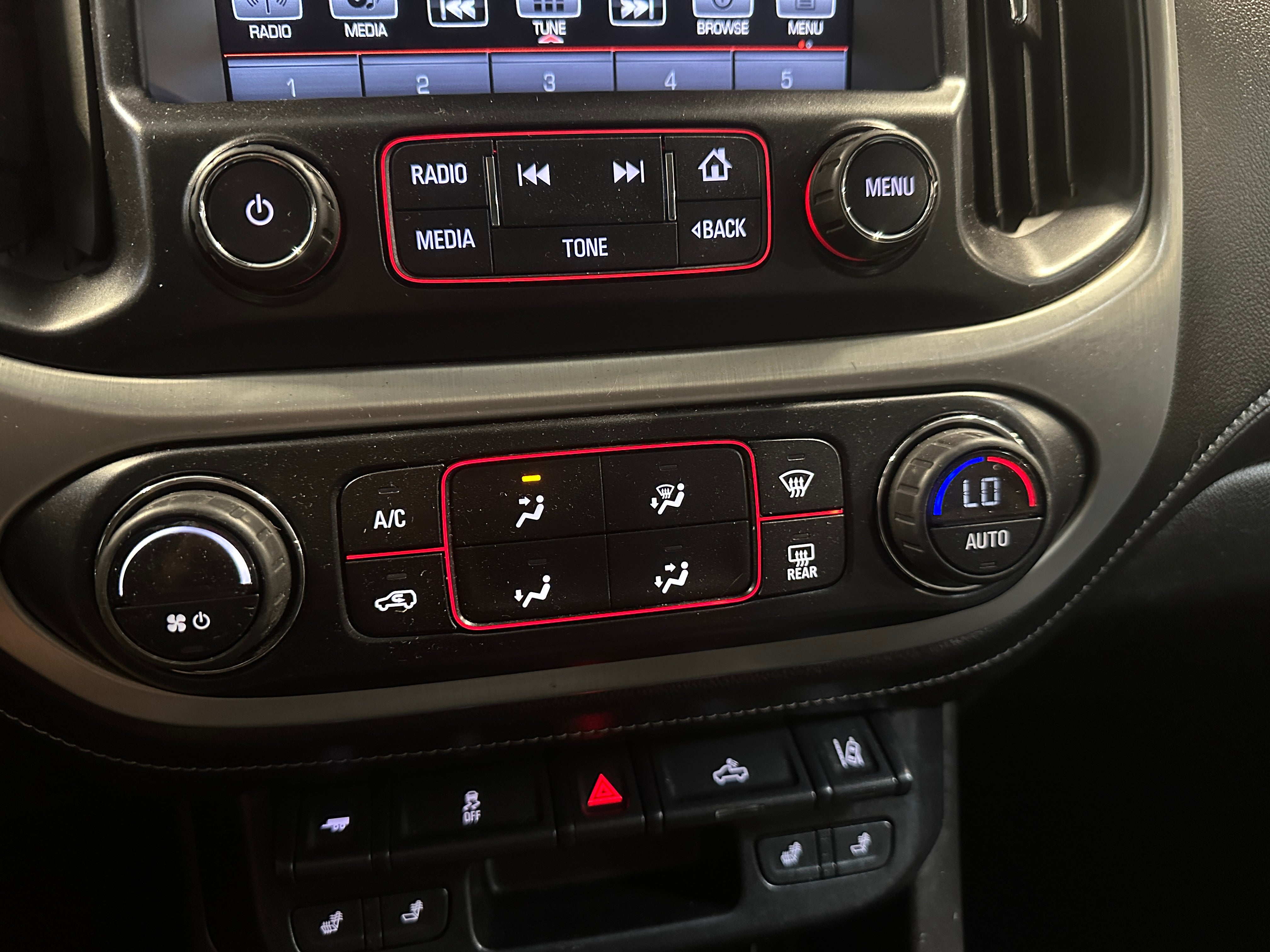 2016 GMC Canyon SLT 3
