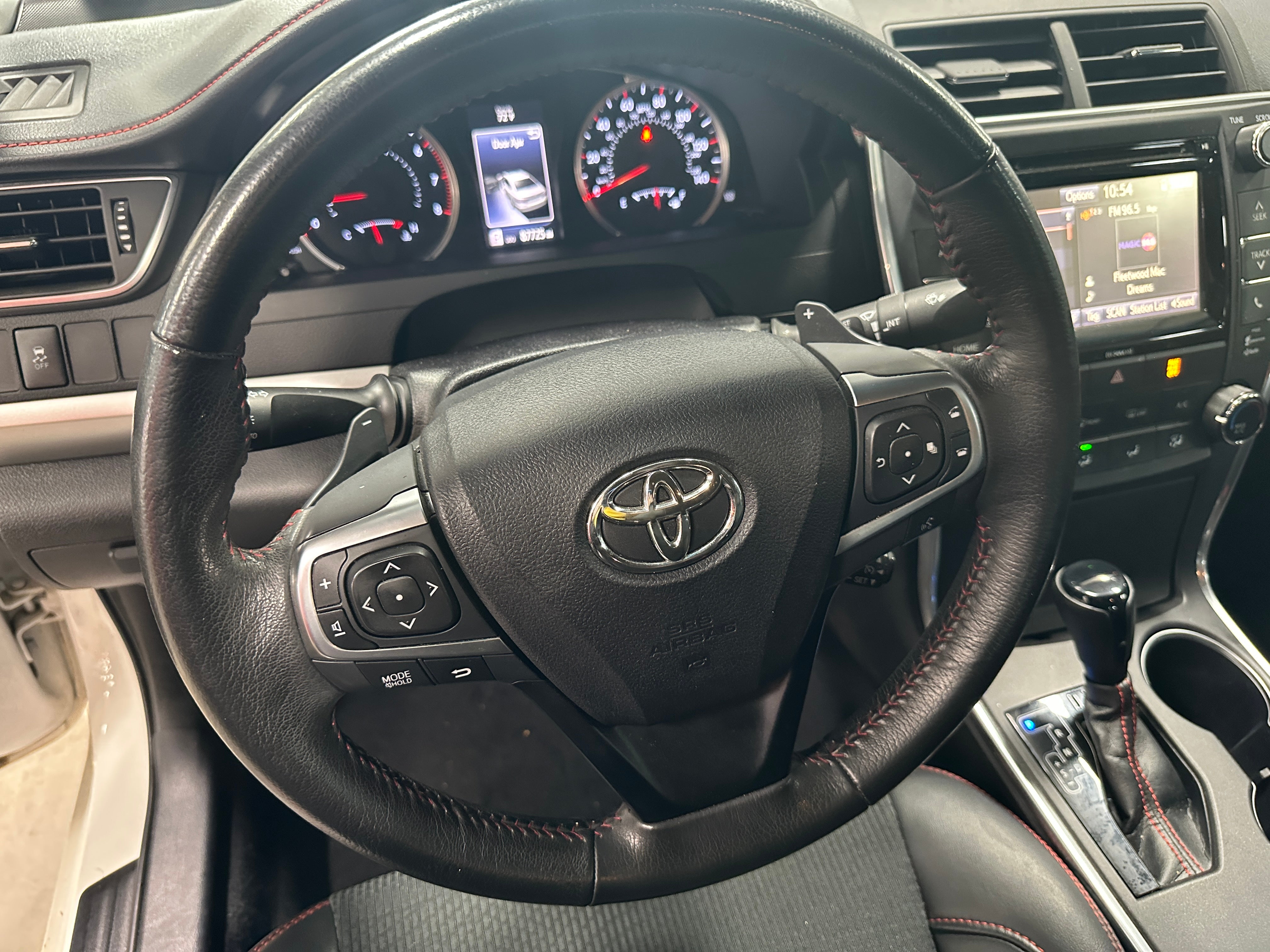 2017 Toyota Camry SE 4