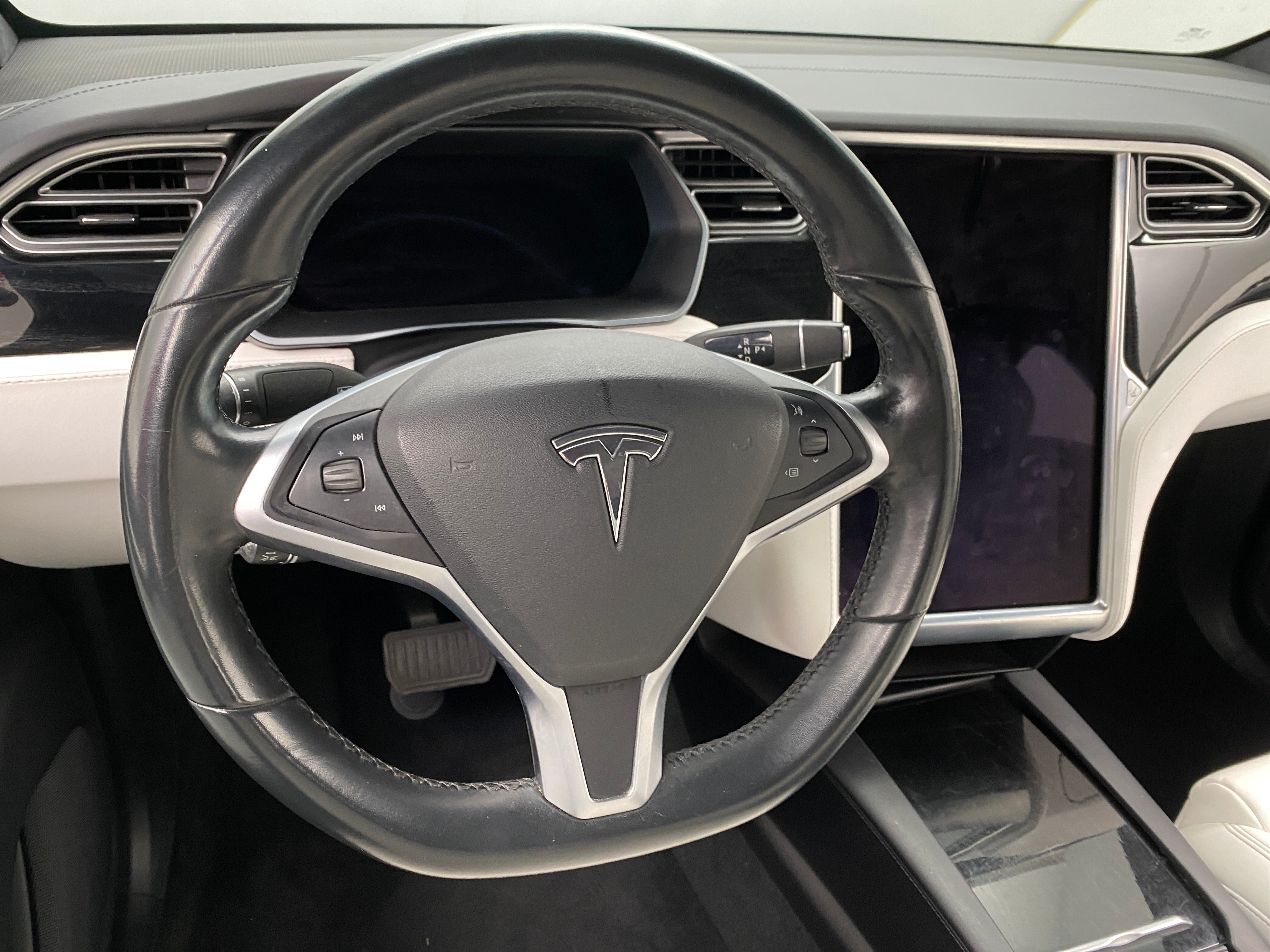 2017 Tesla Model X 75D 4