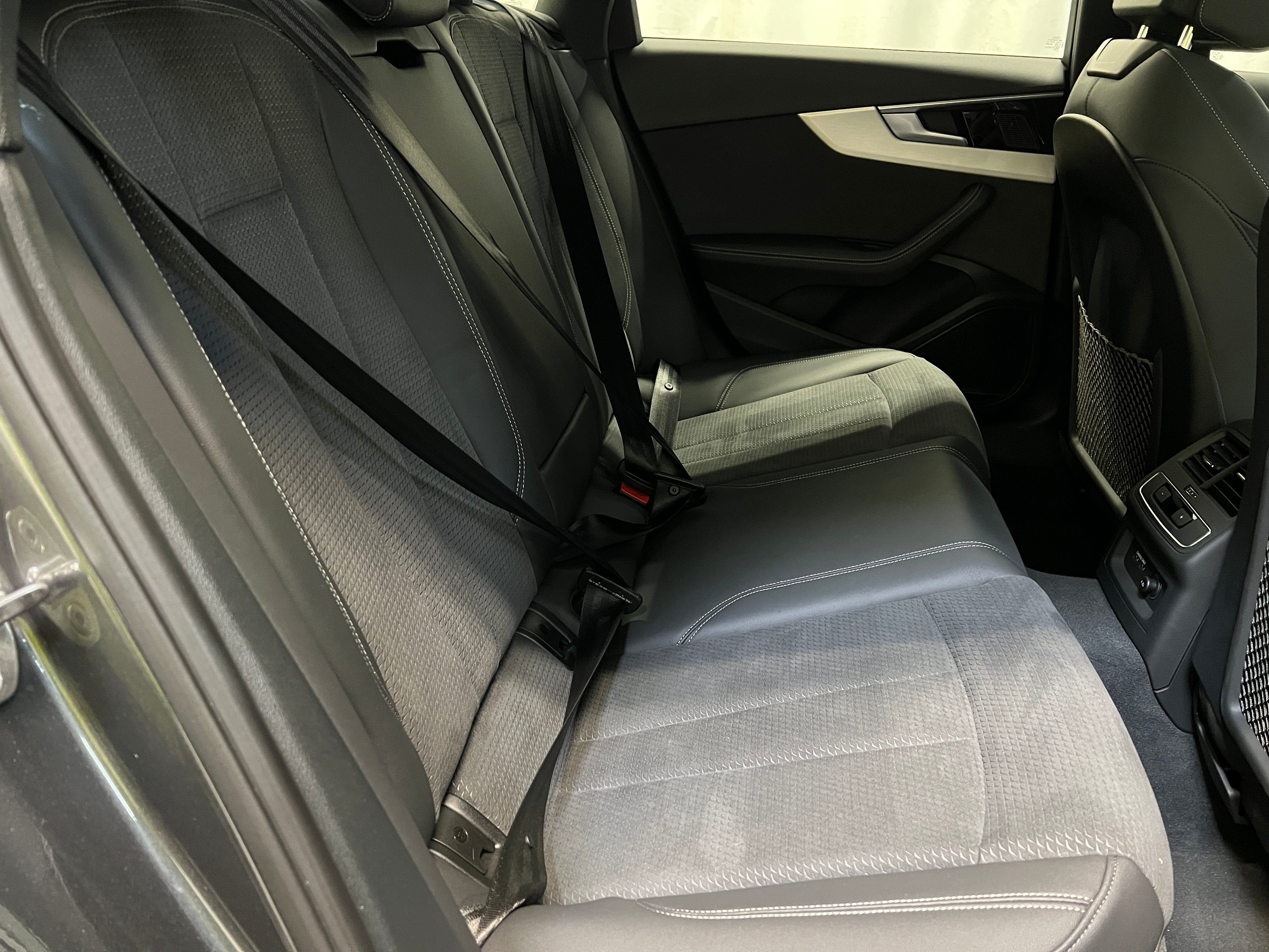 2022 Audi A4 Premium Plus 5