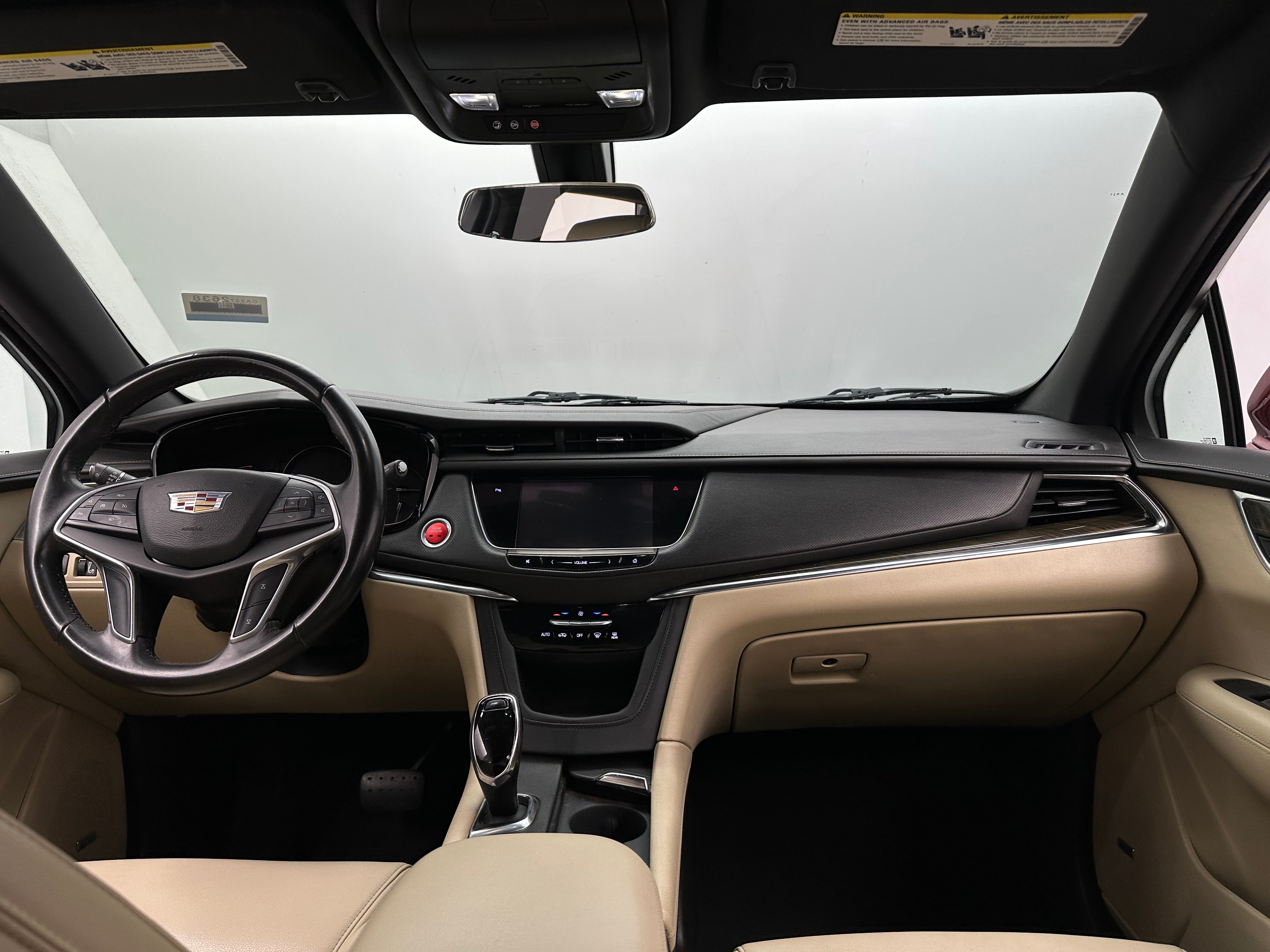 2017 Cadillac XT5 Base 2