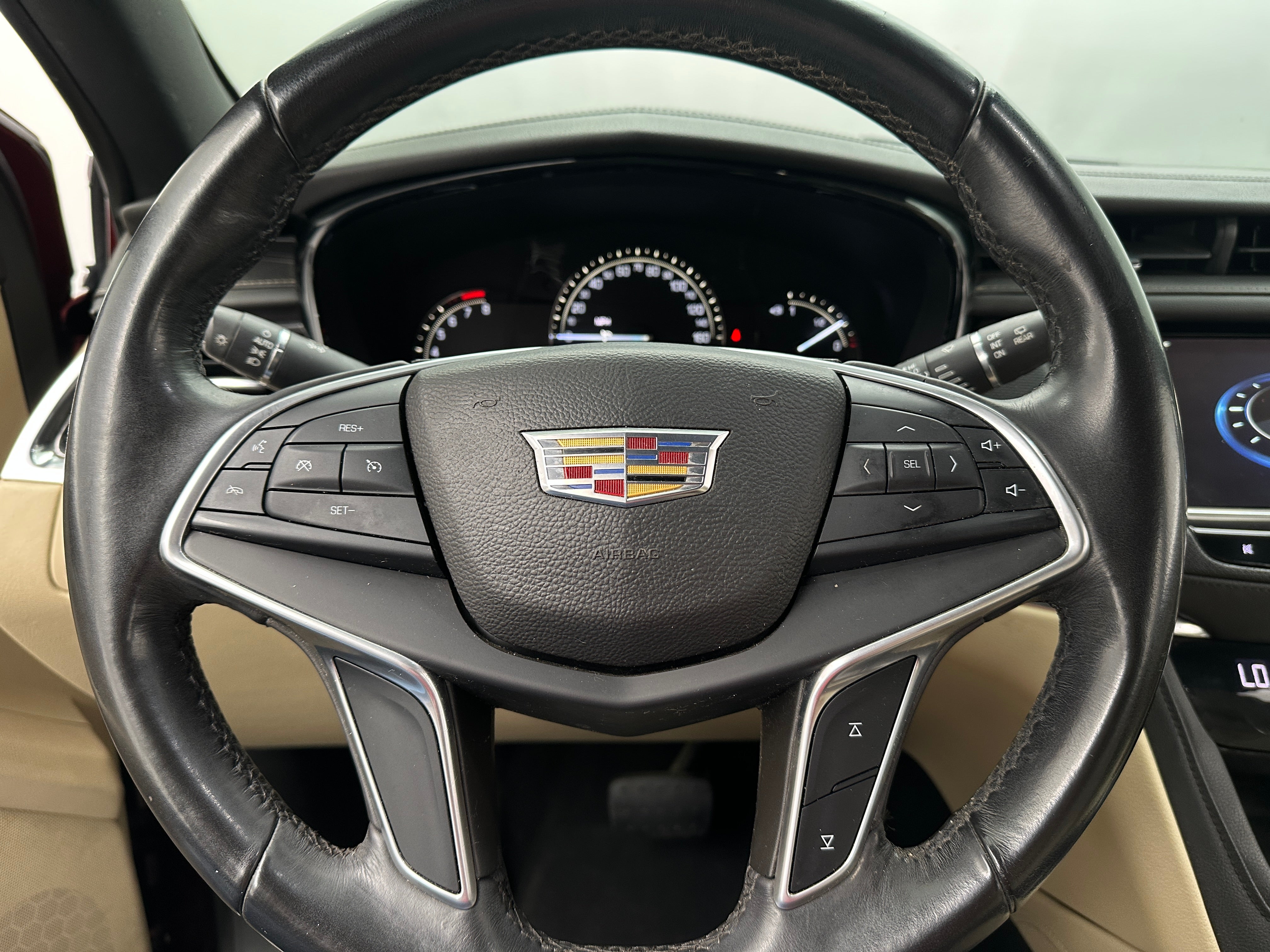 2017 Cadillac XT5 Base 4