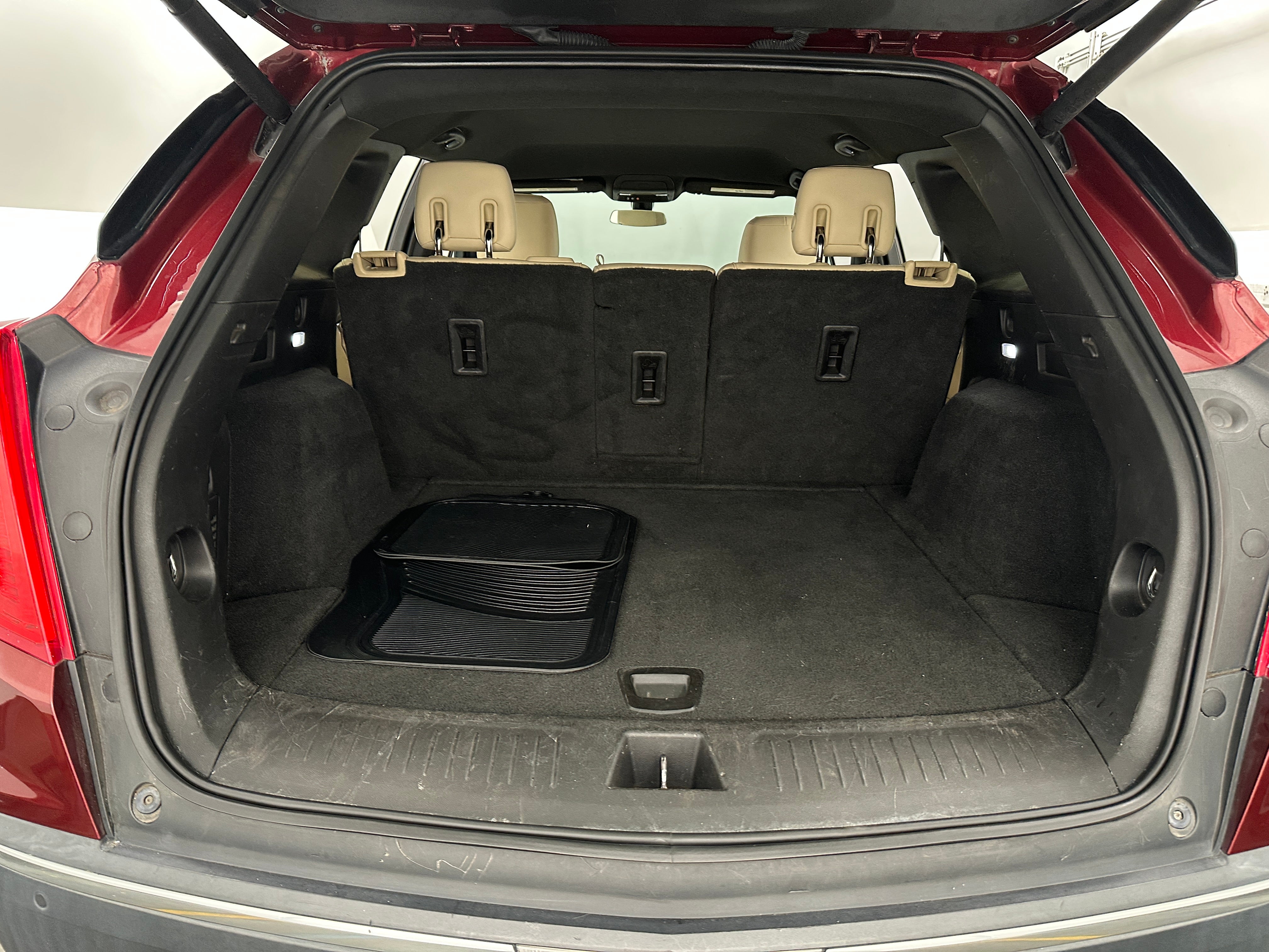 2017 Cadillac XT5 Base 6