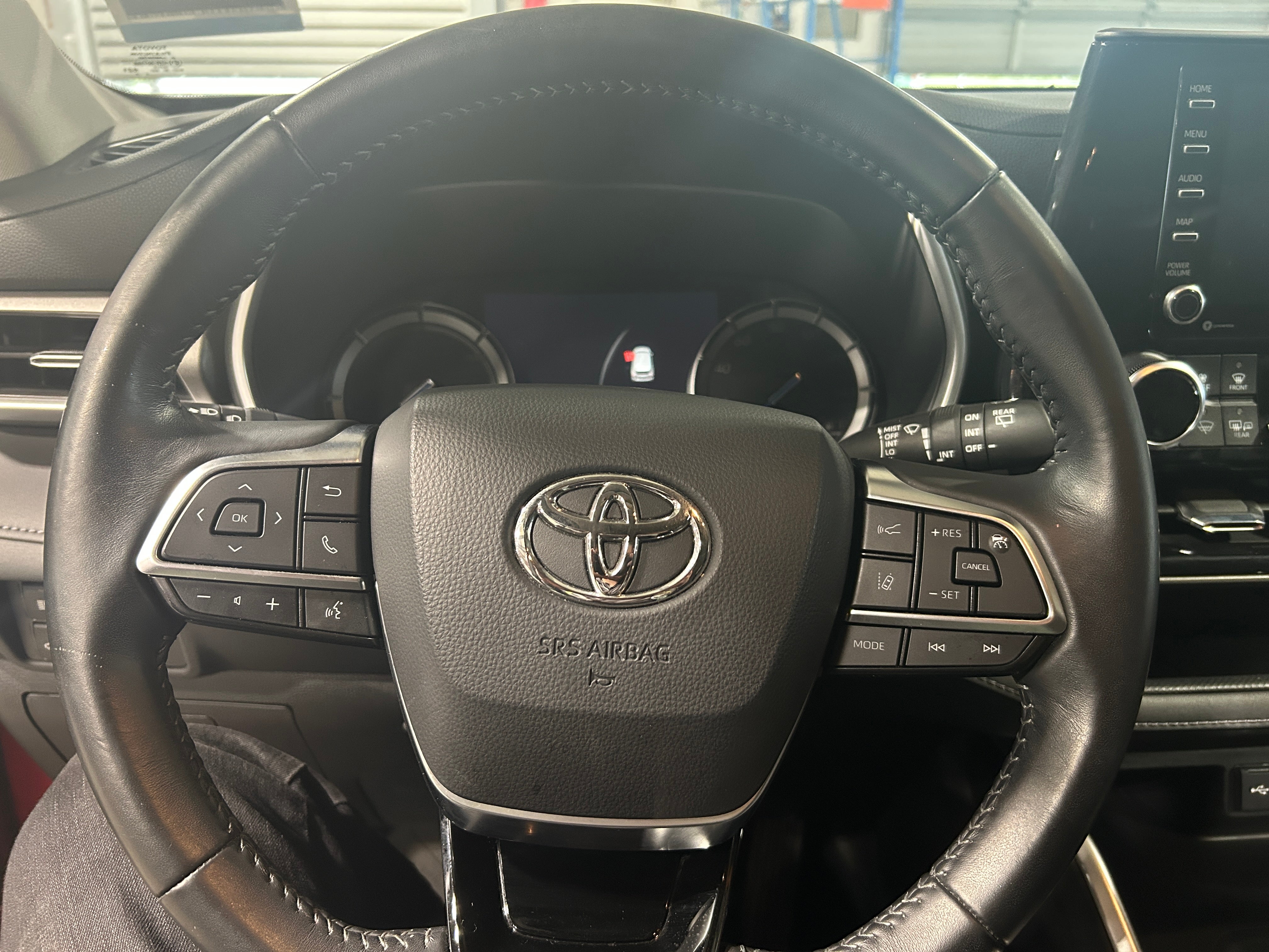 2021 Toyota Highlander XLE 4