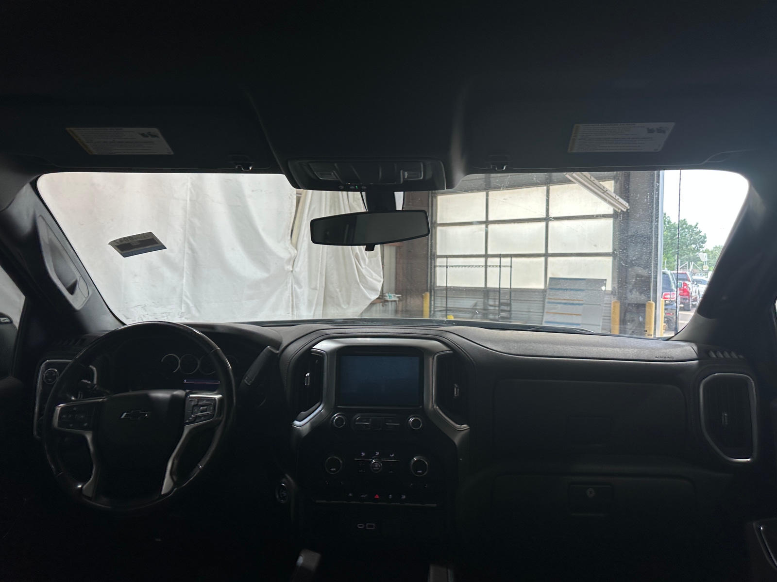 Thumbnail: 2019 Chevrolet Silverado 1500 - 3