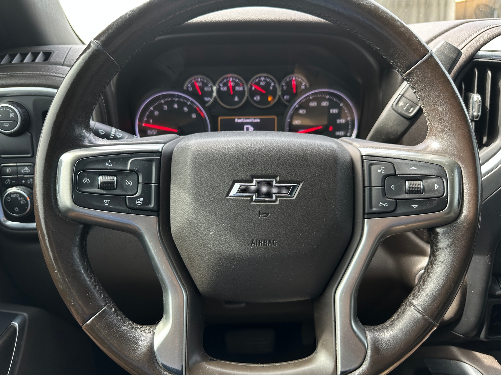 Thumbnail: 2019 Chevrolet Silverado 1500 - 5