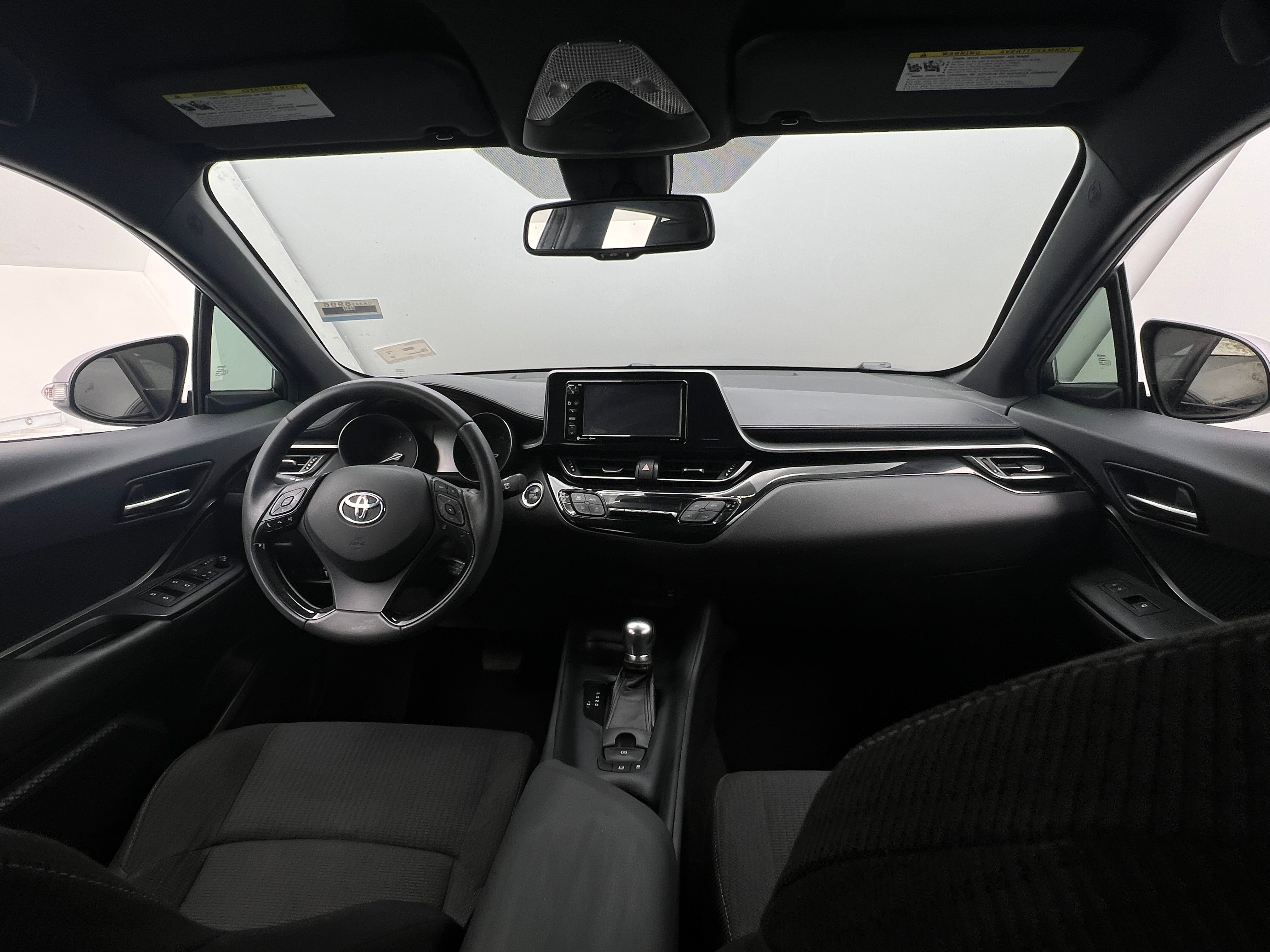 2018 Toyota C-HR XLE 3