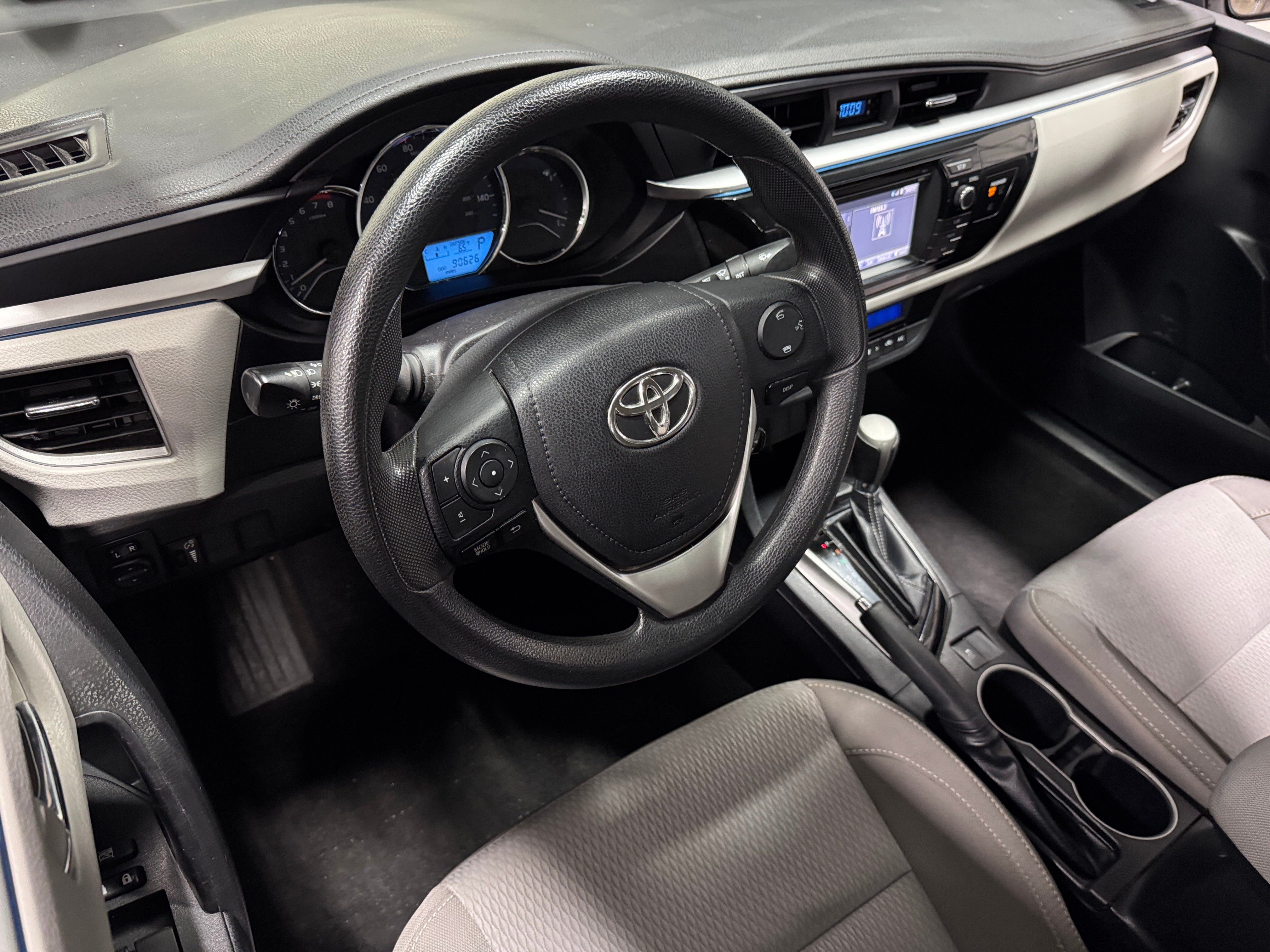 2016 Toyota Corolla LE 3