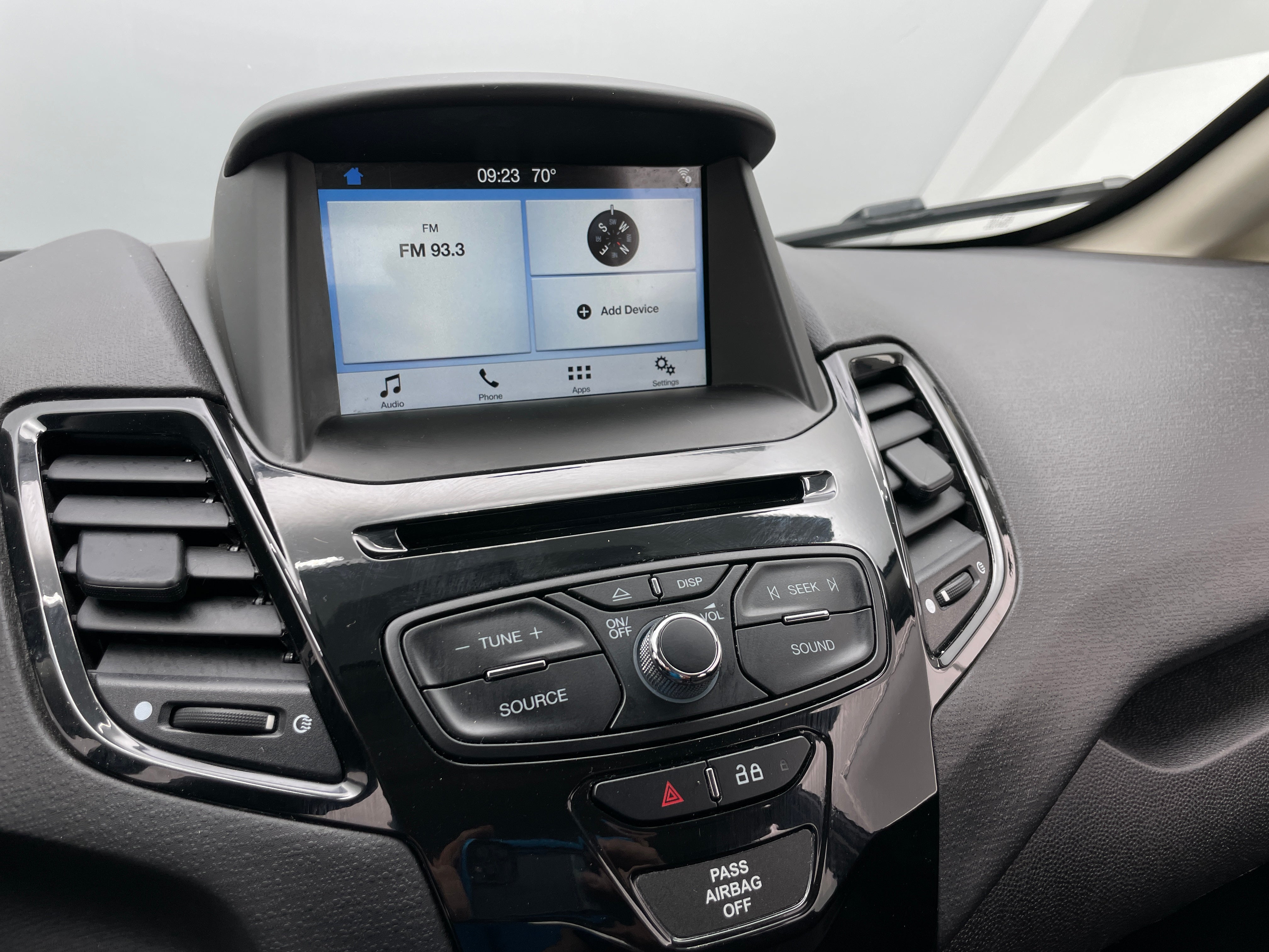 2019 Ford Fiesta SE 4