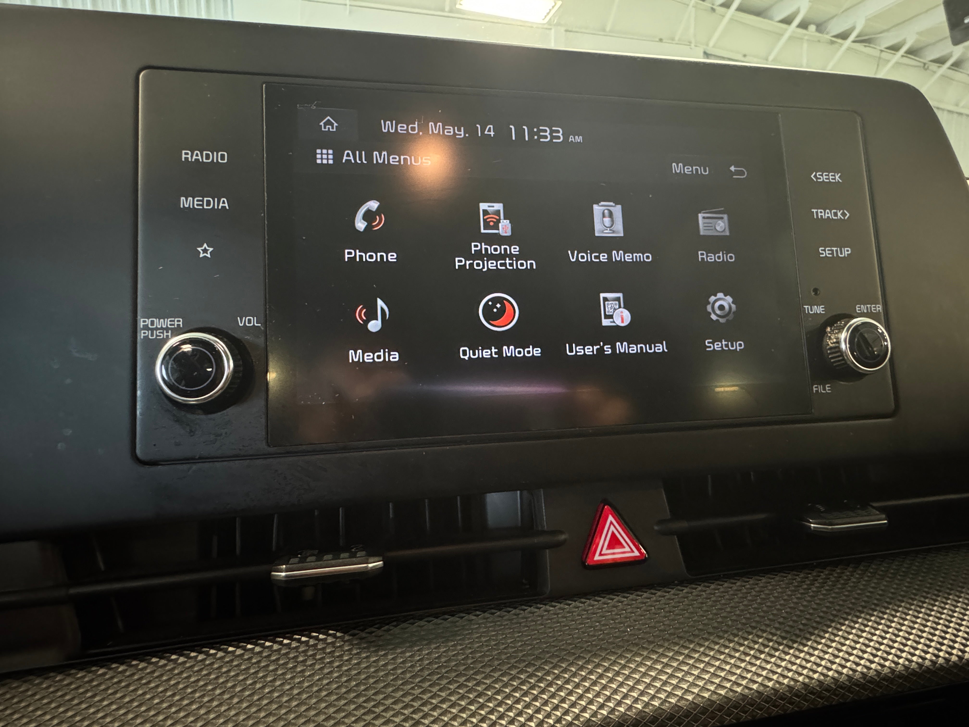 2024 Kia Sportage LX 4