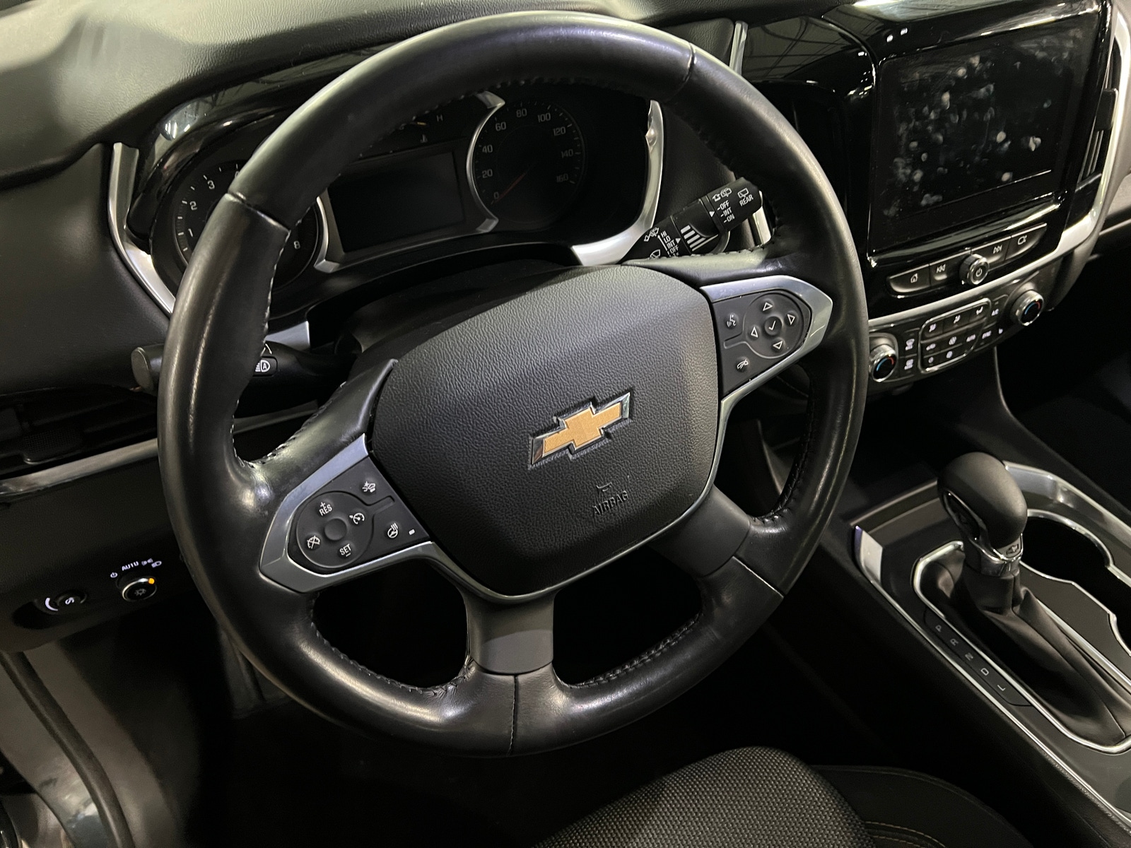 Thumbnail: 2021 Chevrolet Traverse - 5