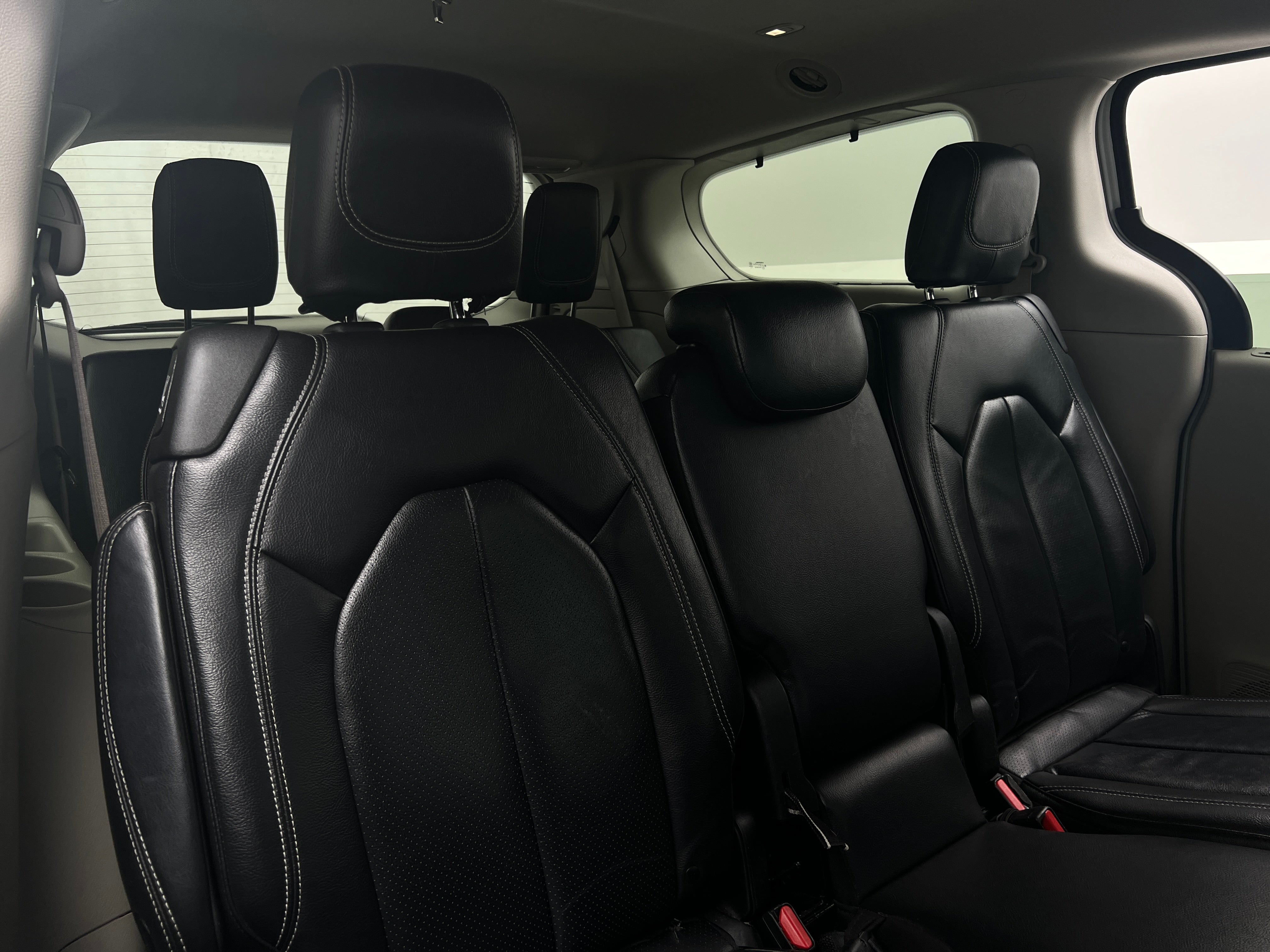 2022 Chrysler Pacifica Touring L 5
