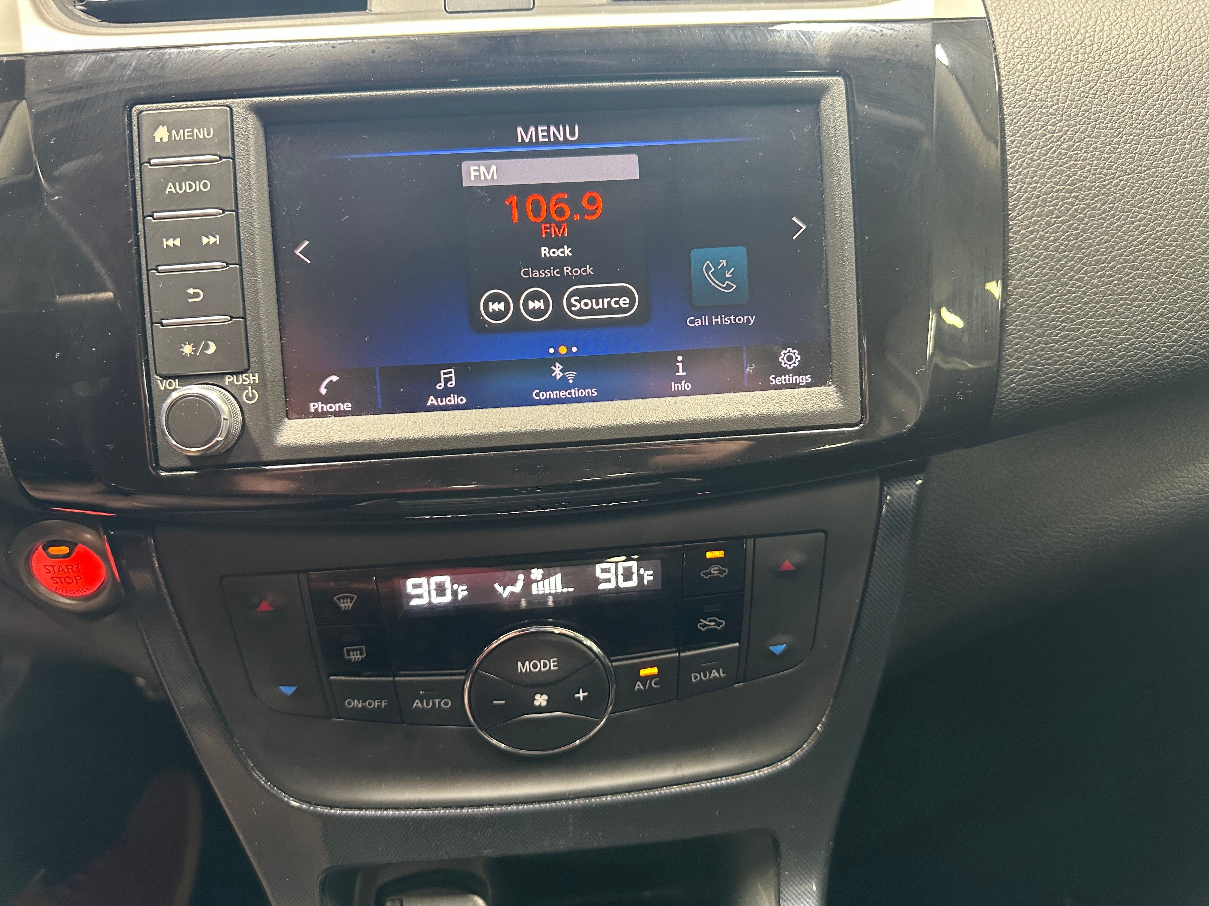 2019 Nissan Sentra SR 4