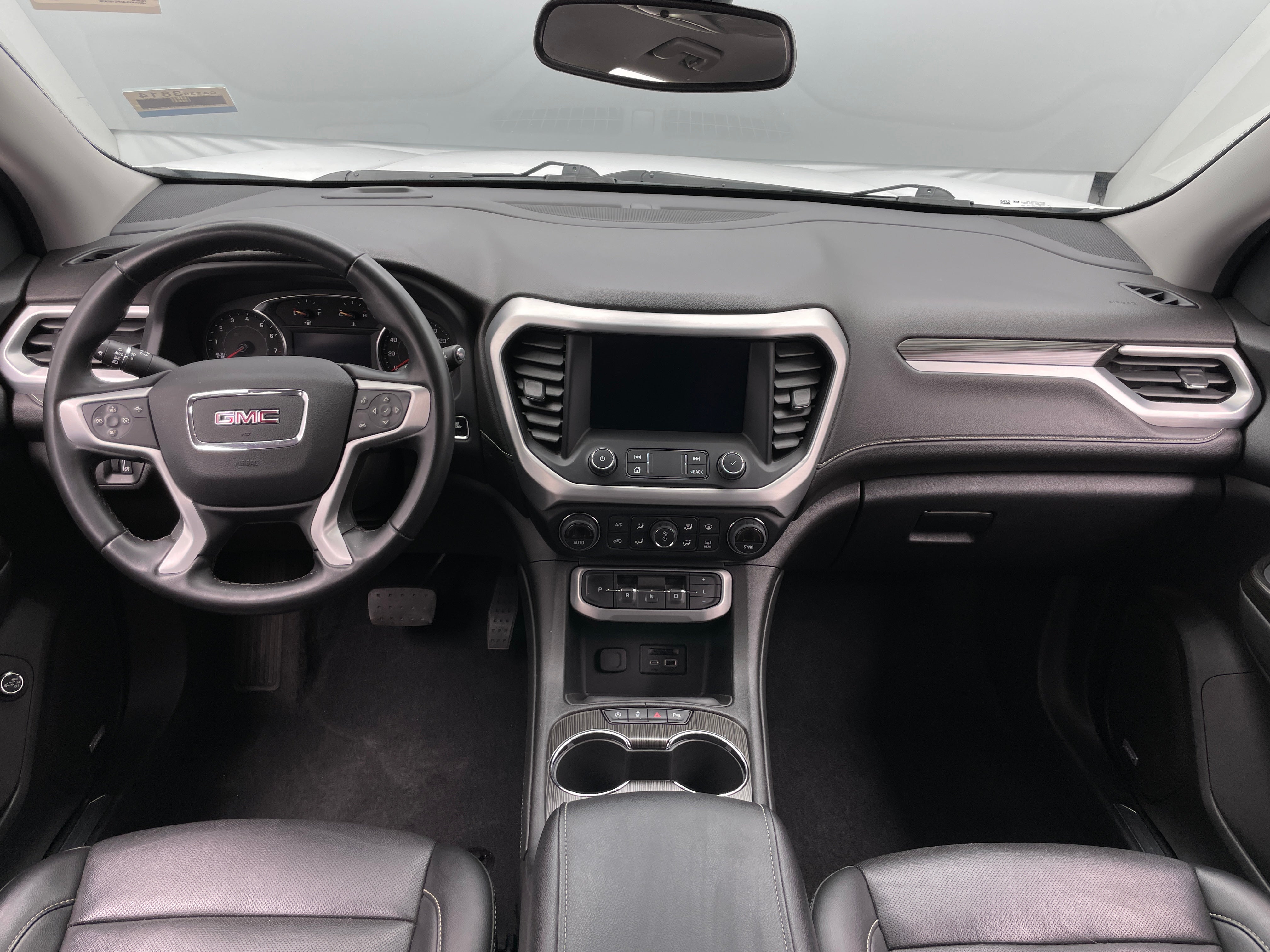 2023 GMC Acadia SLT 2