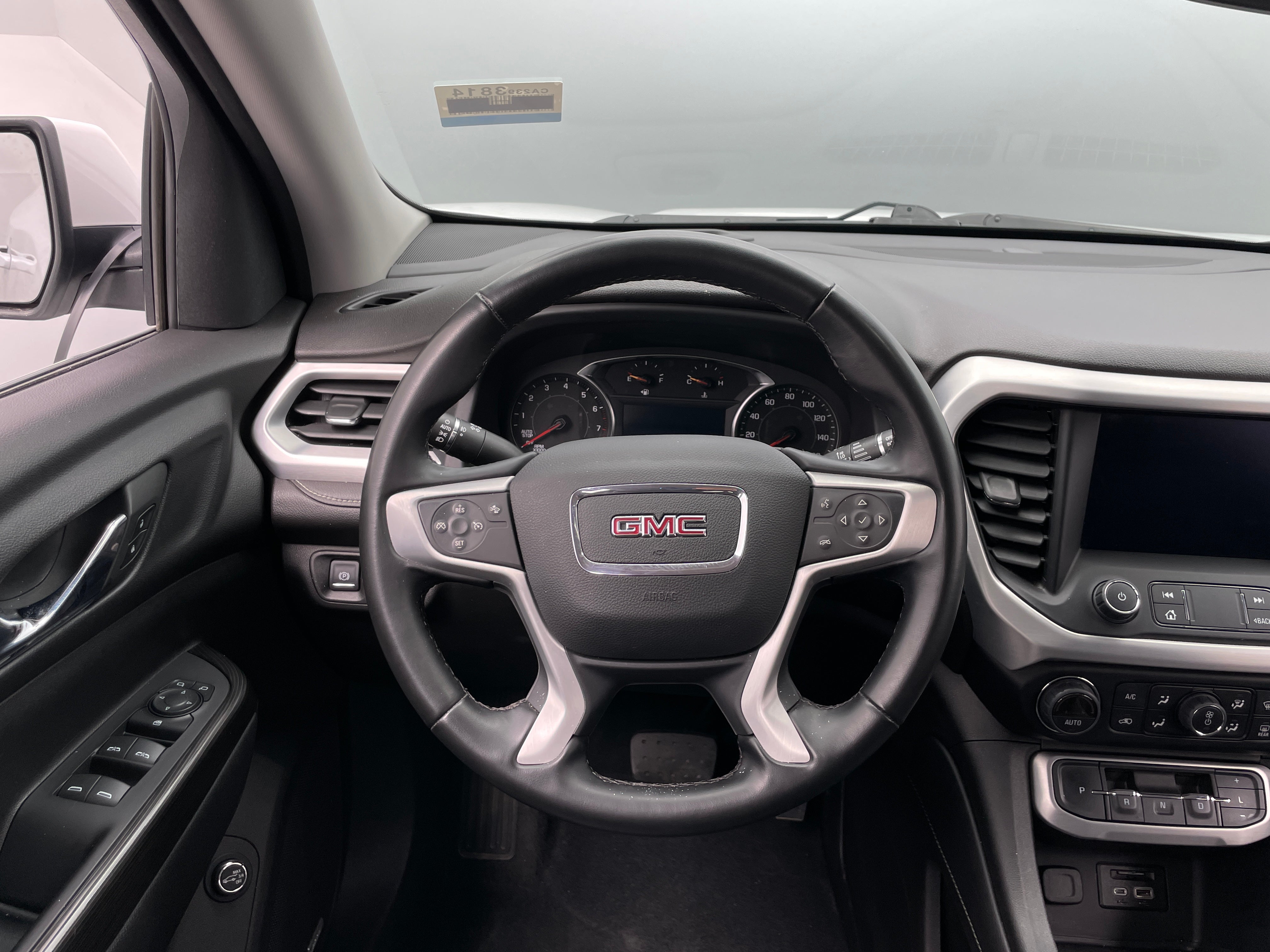2023 GMC Acadia SLT 4