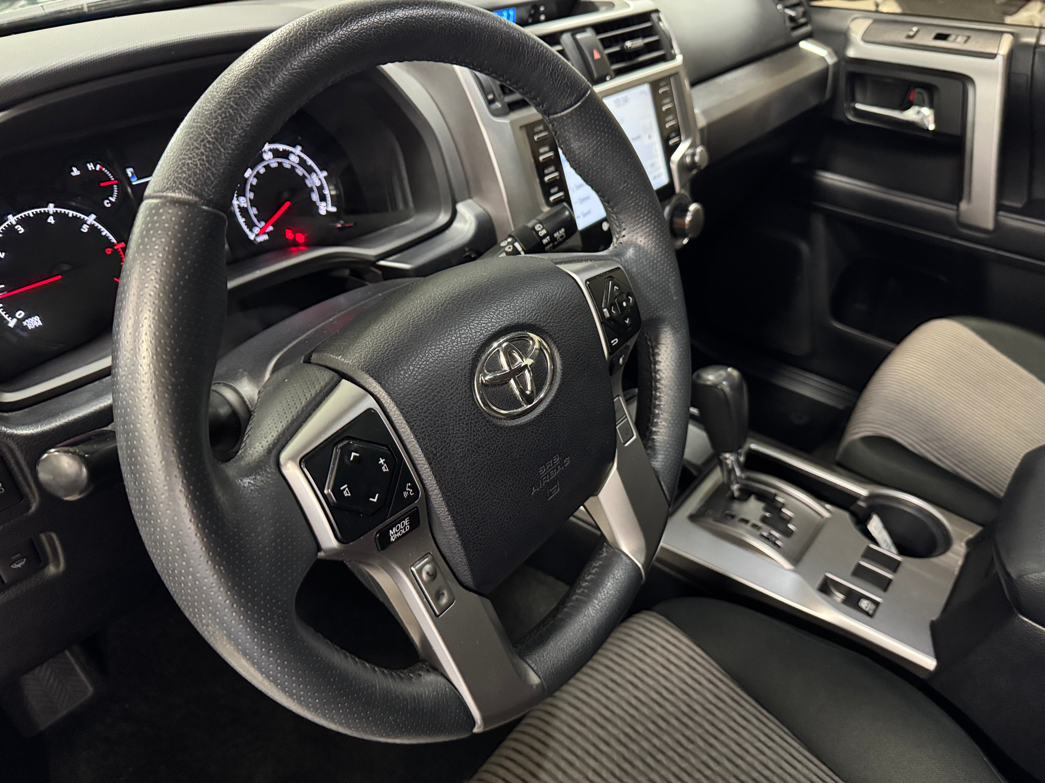 2022 Toyota 4Runner SR5 5
