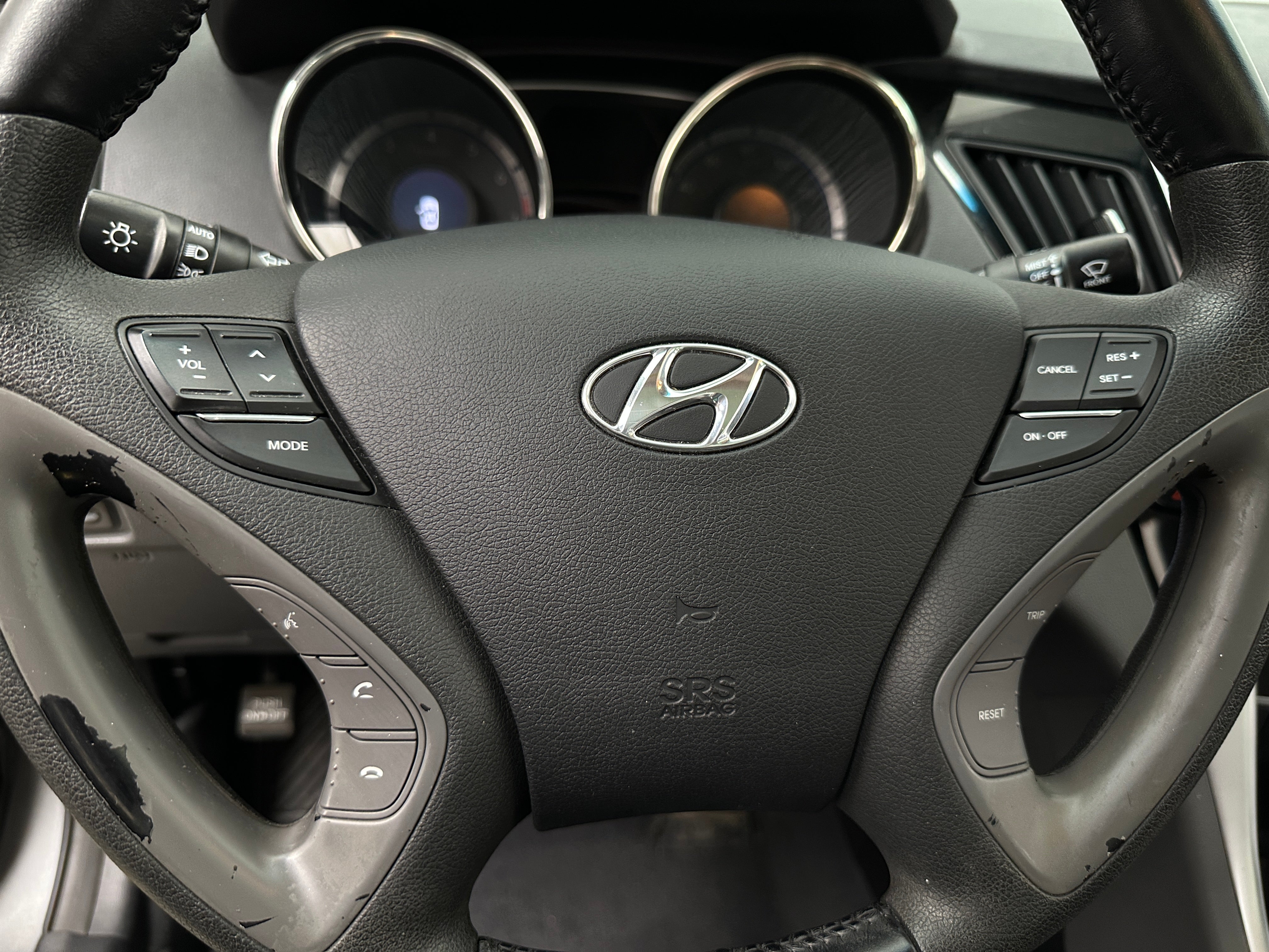 2013 Hyundai Sonata Limited 4