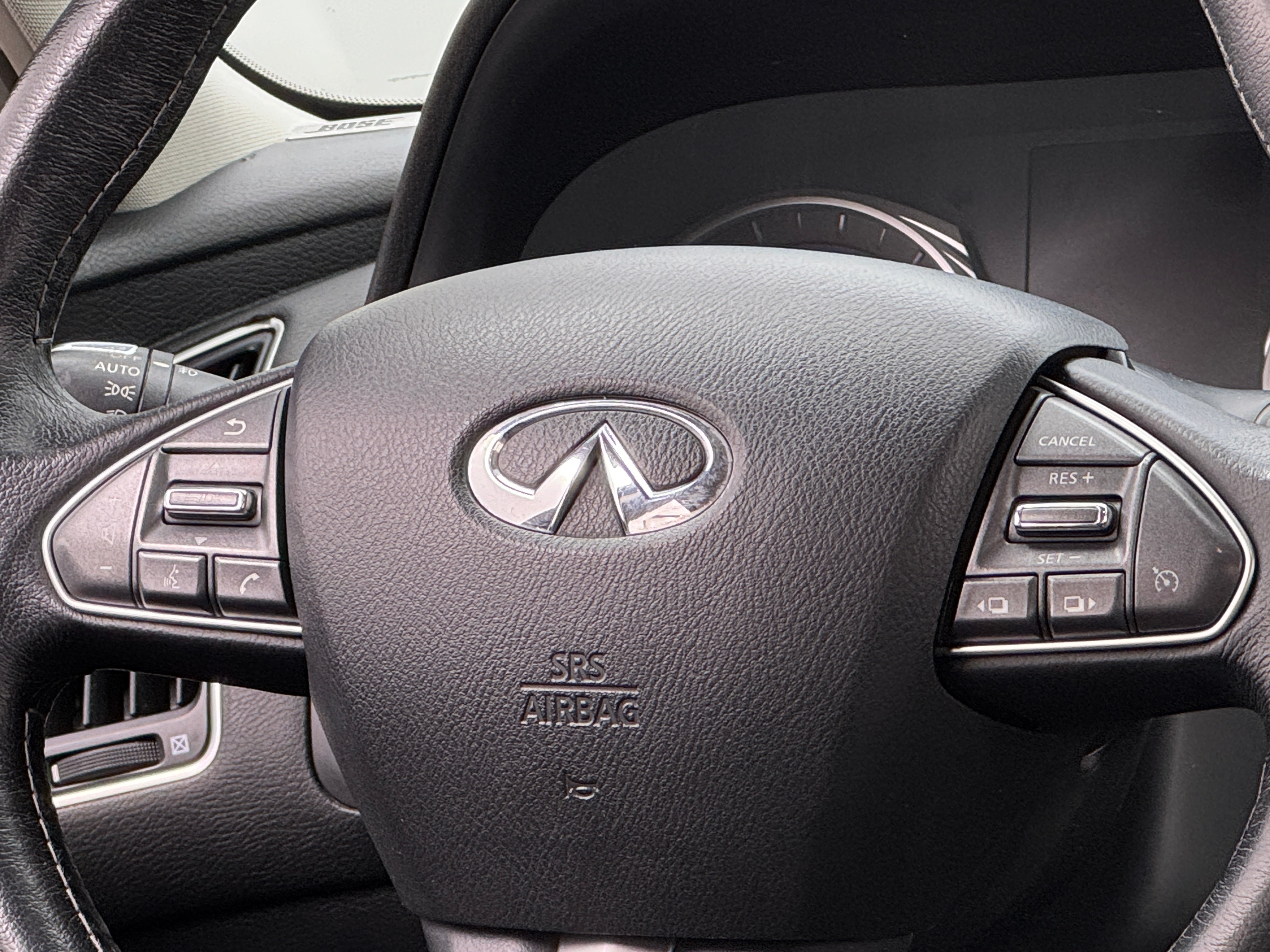 2015 INFINITI Q50 Premium 5