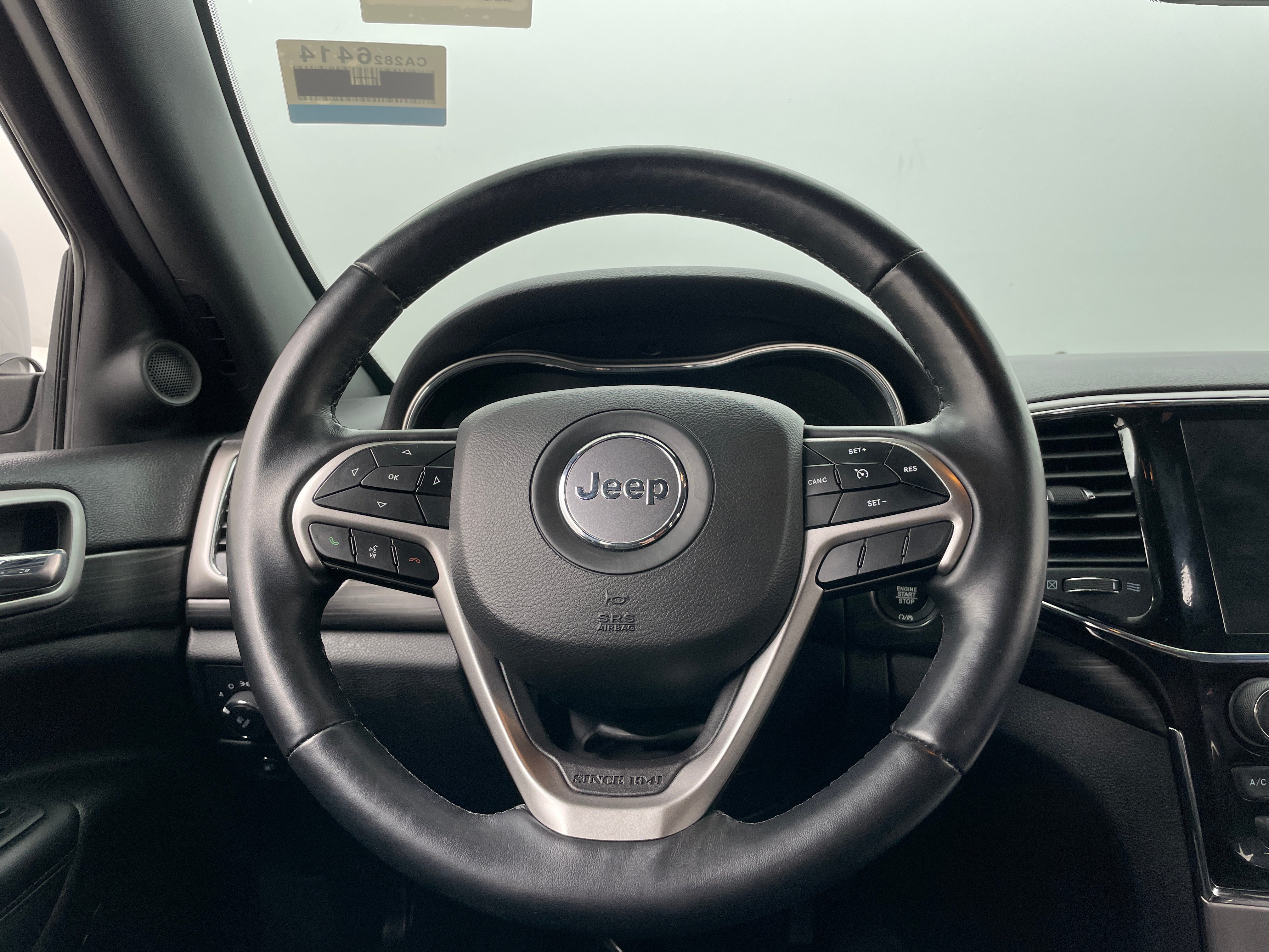 2022 Jeep Grand Cherokee Laredo 4