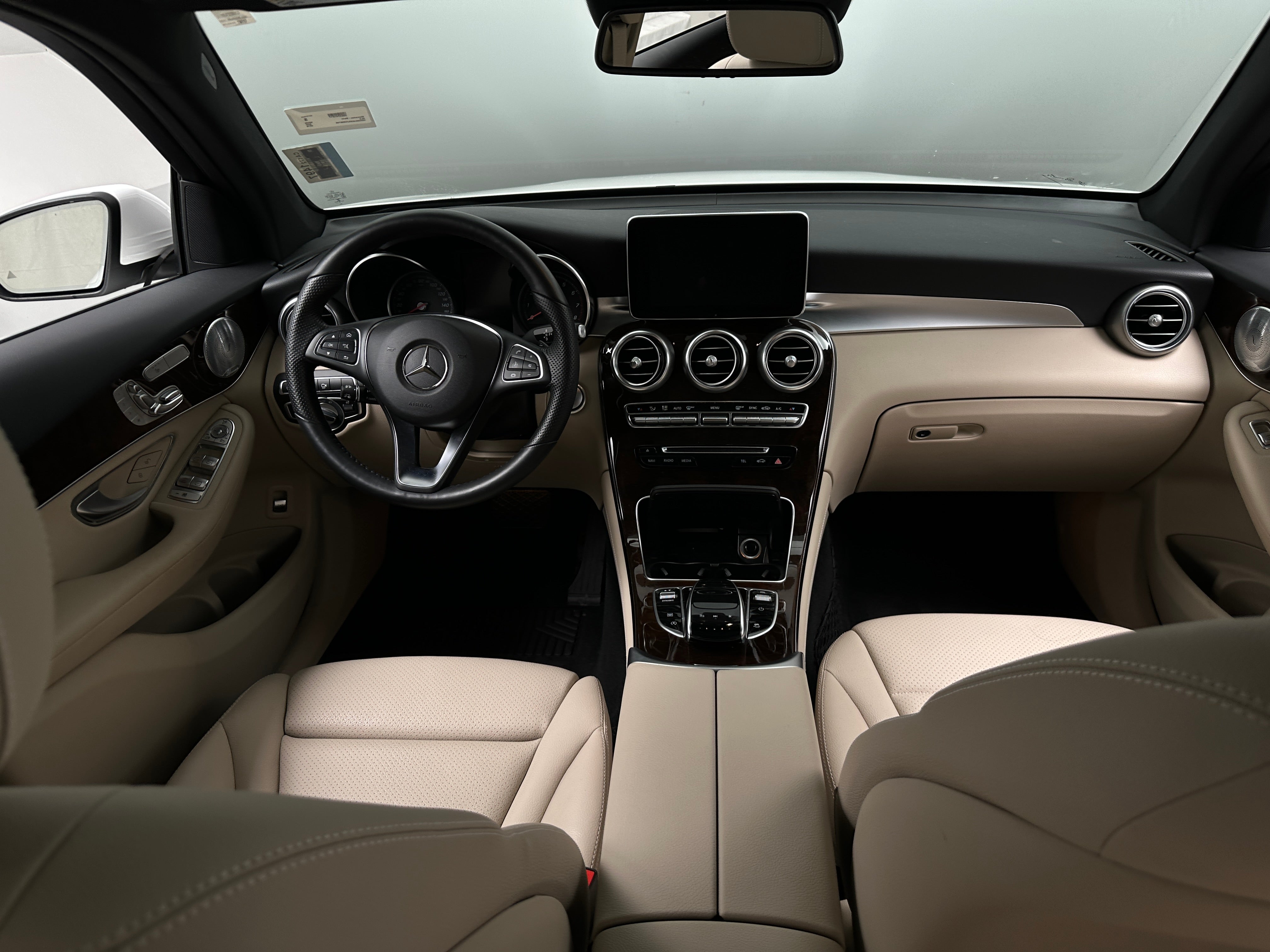 2018 Mercedes-Benz GLC 300 3