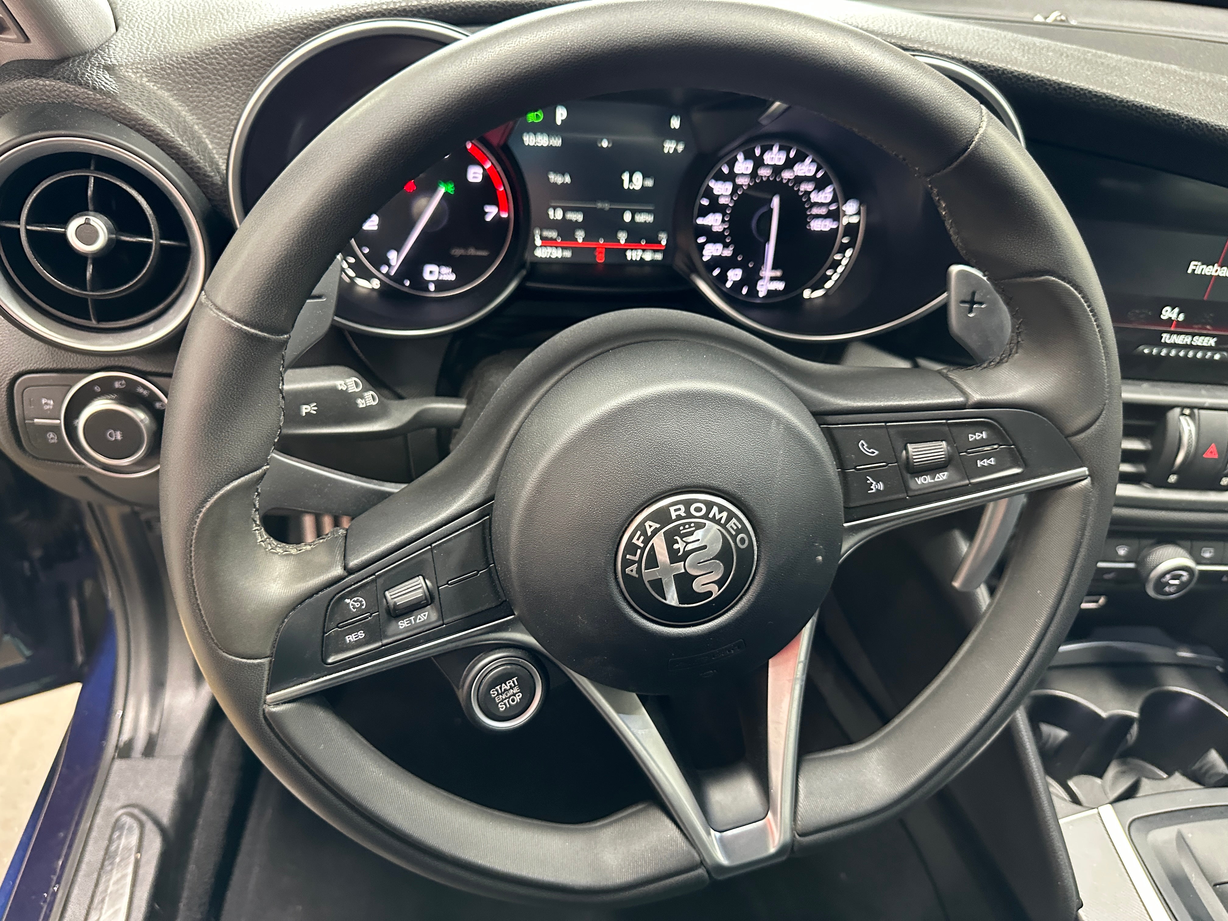 2018 Alfa Romeo Giulia Sport 4
