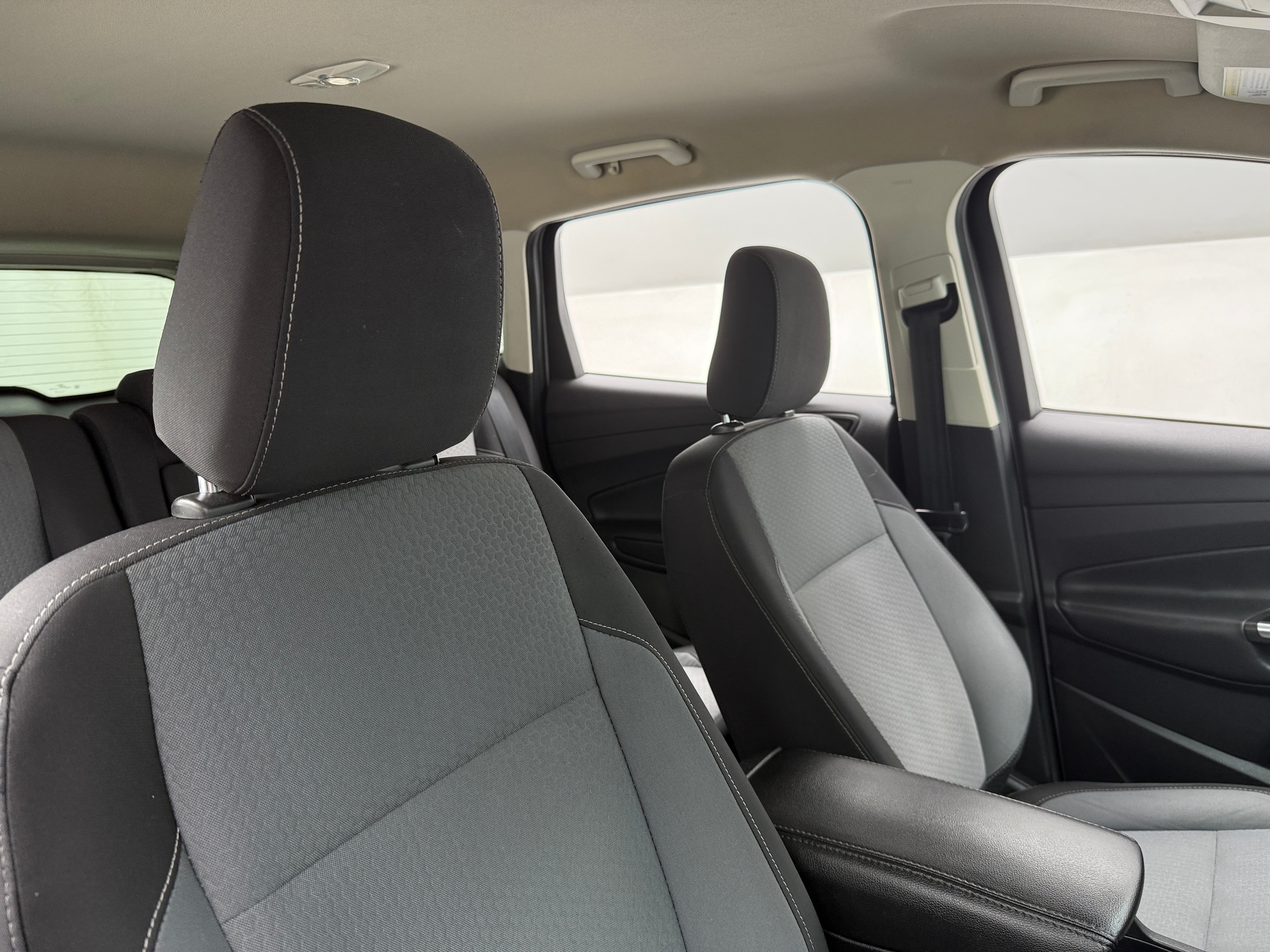 2019 Ford Escape SE 2