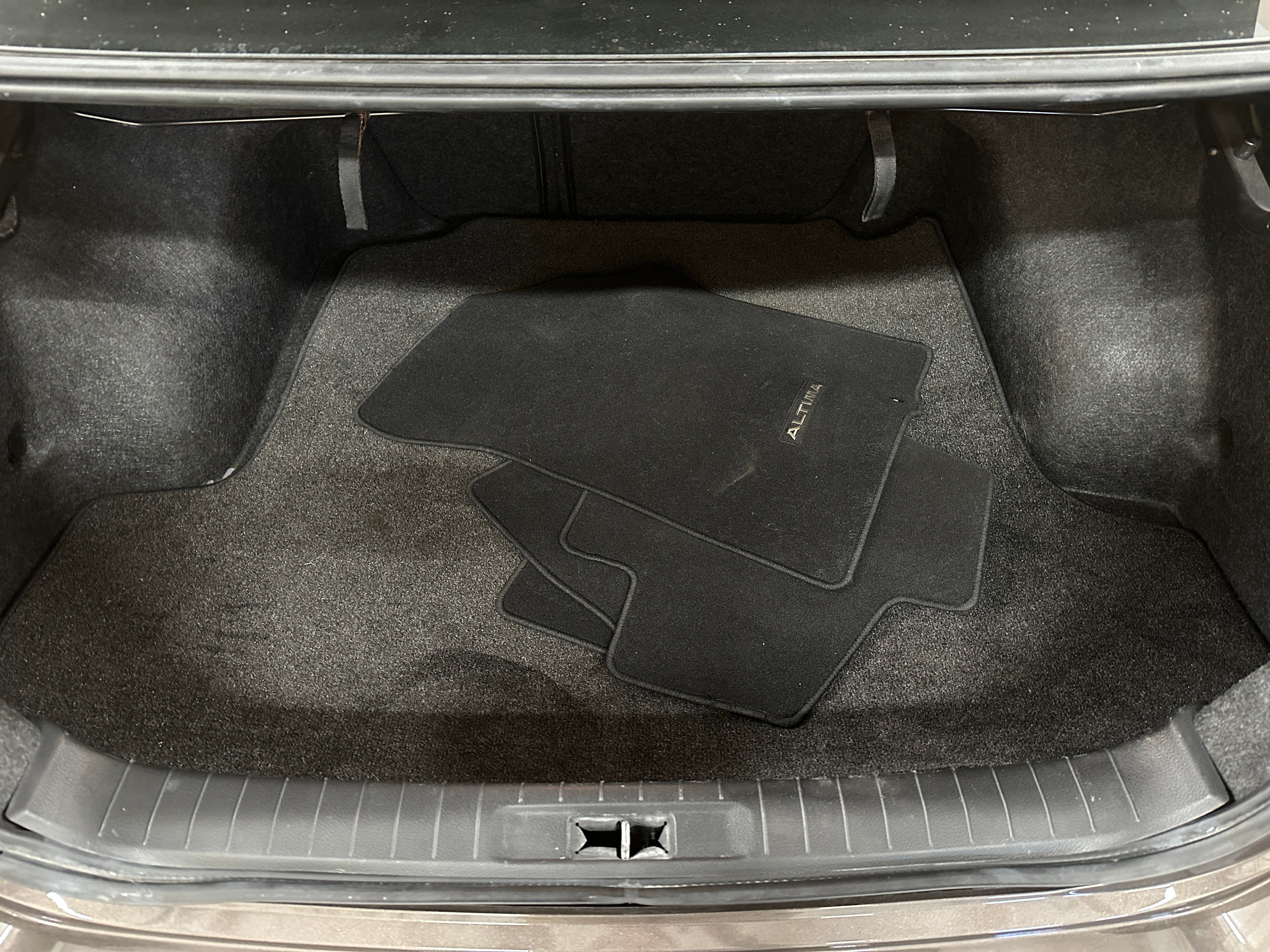 2013 Nissan Altima SV 7