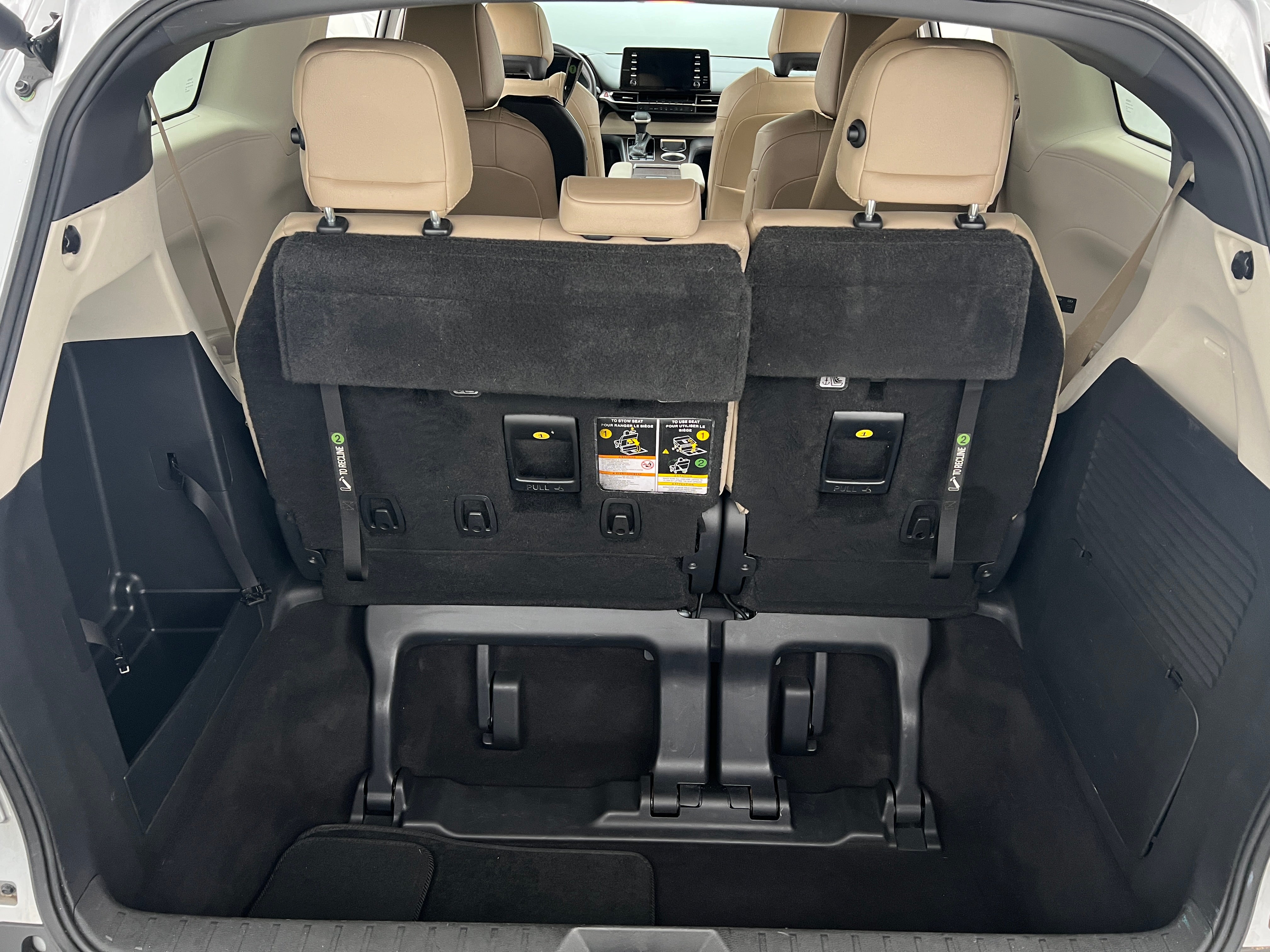 2022 Toyota Sienna XLE 6
