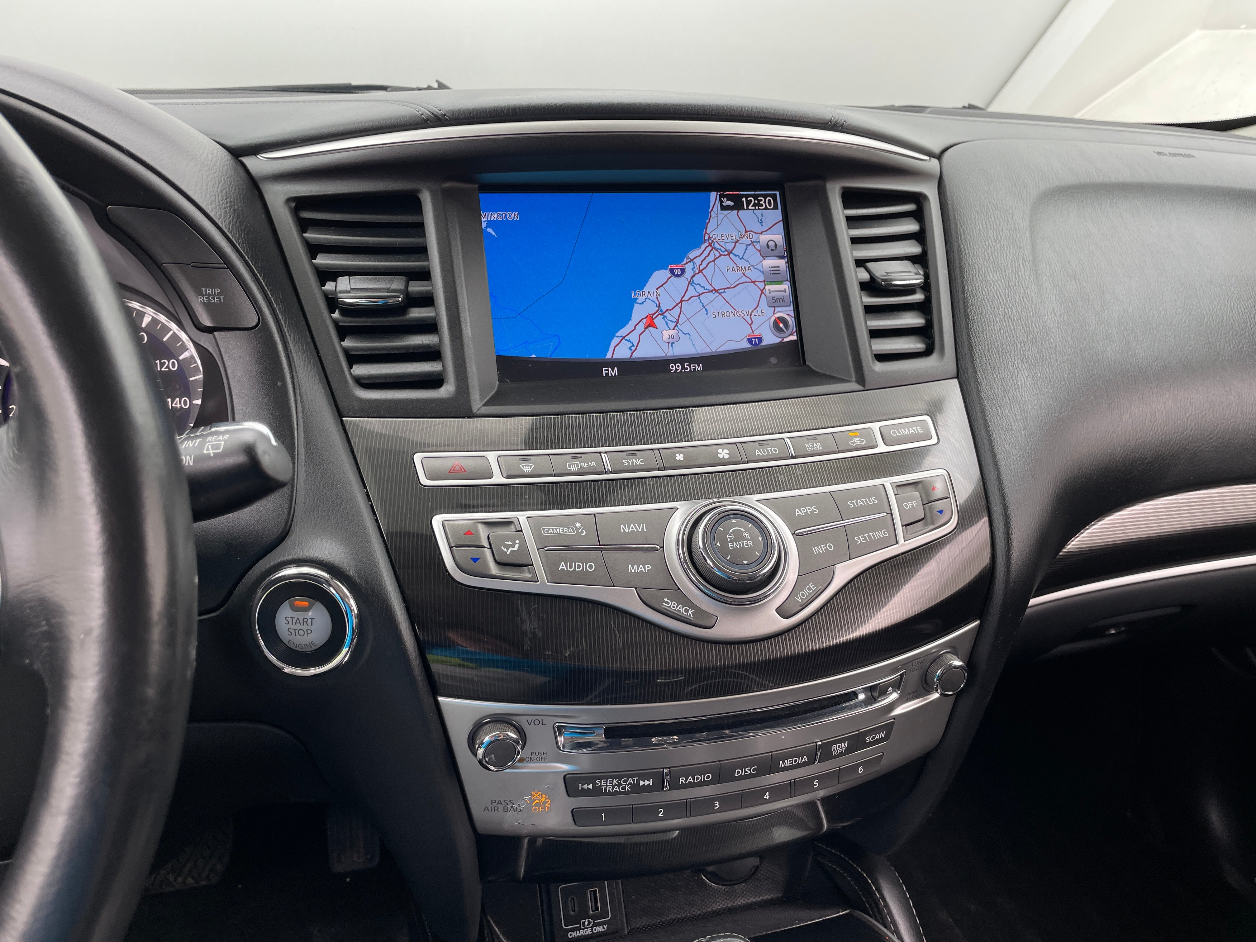2019 INFINITI QX60 Luxe 3