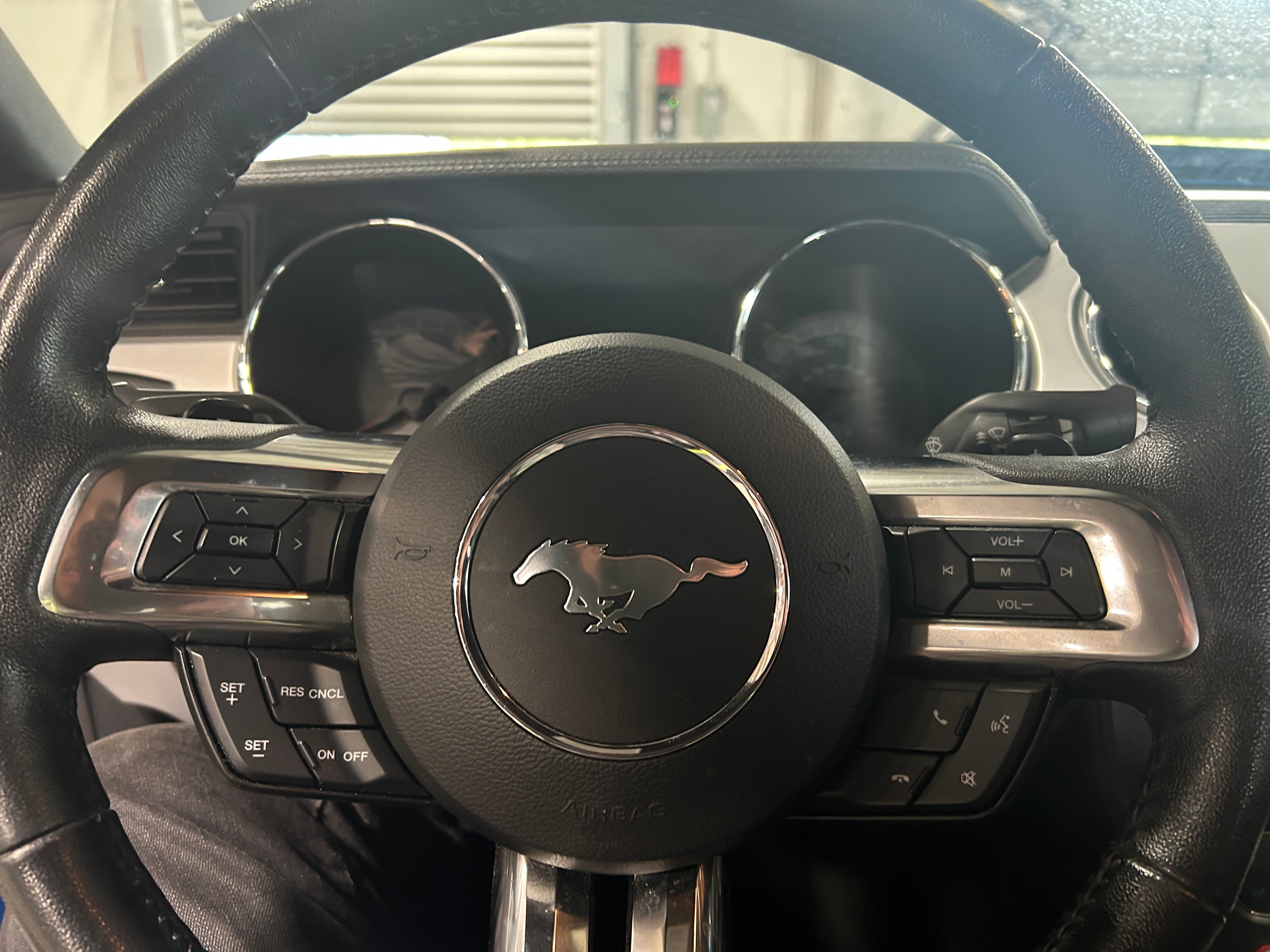 2017 Ford Mustang  3