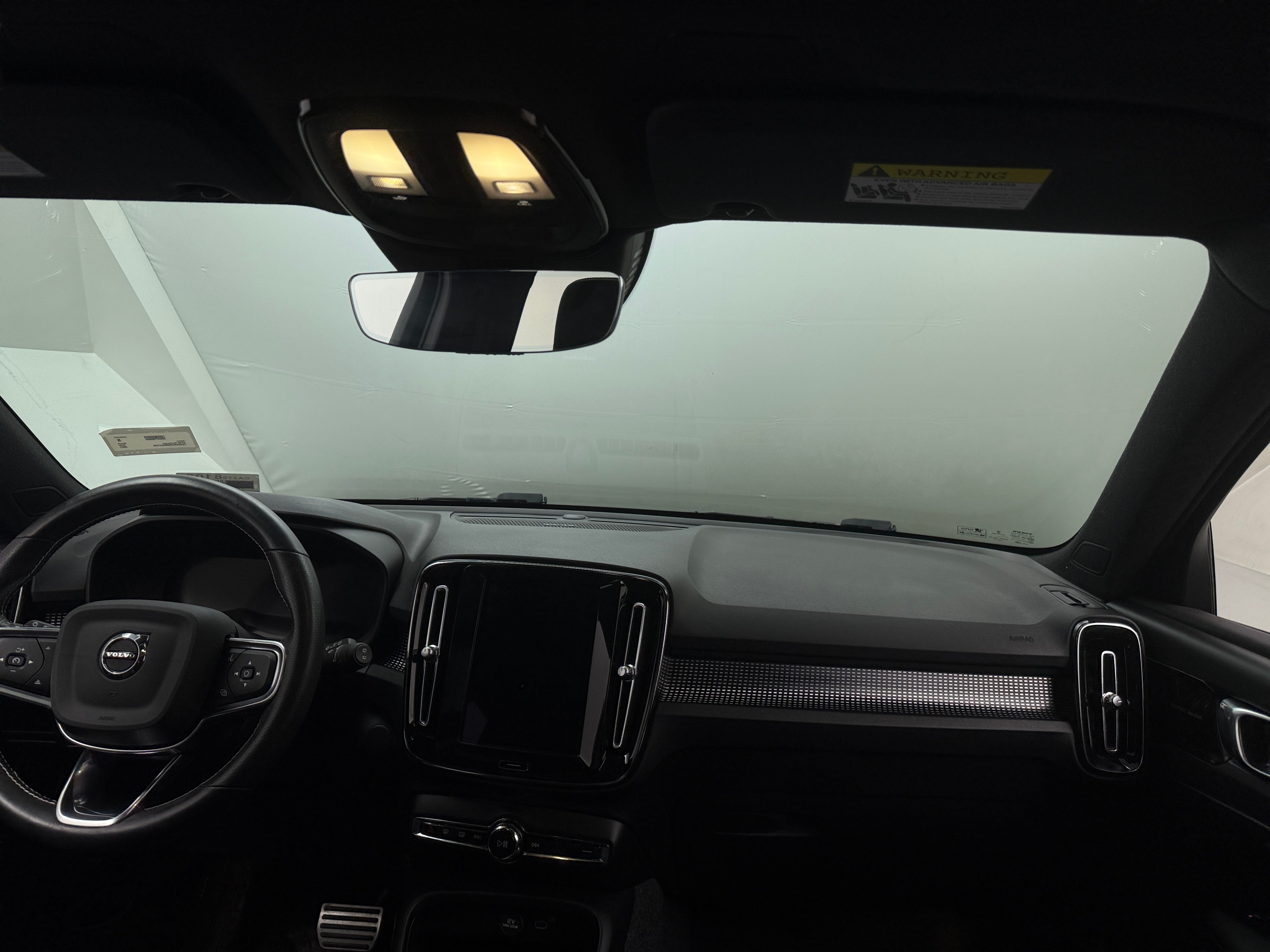 2021 Volvo XC40 Recharge Core 2