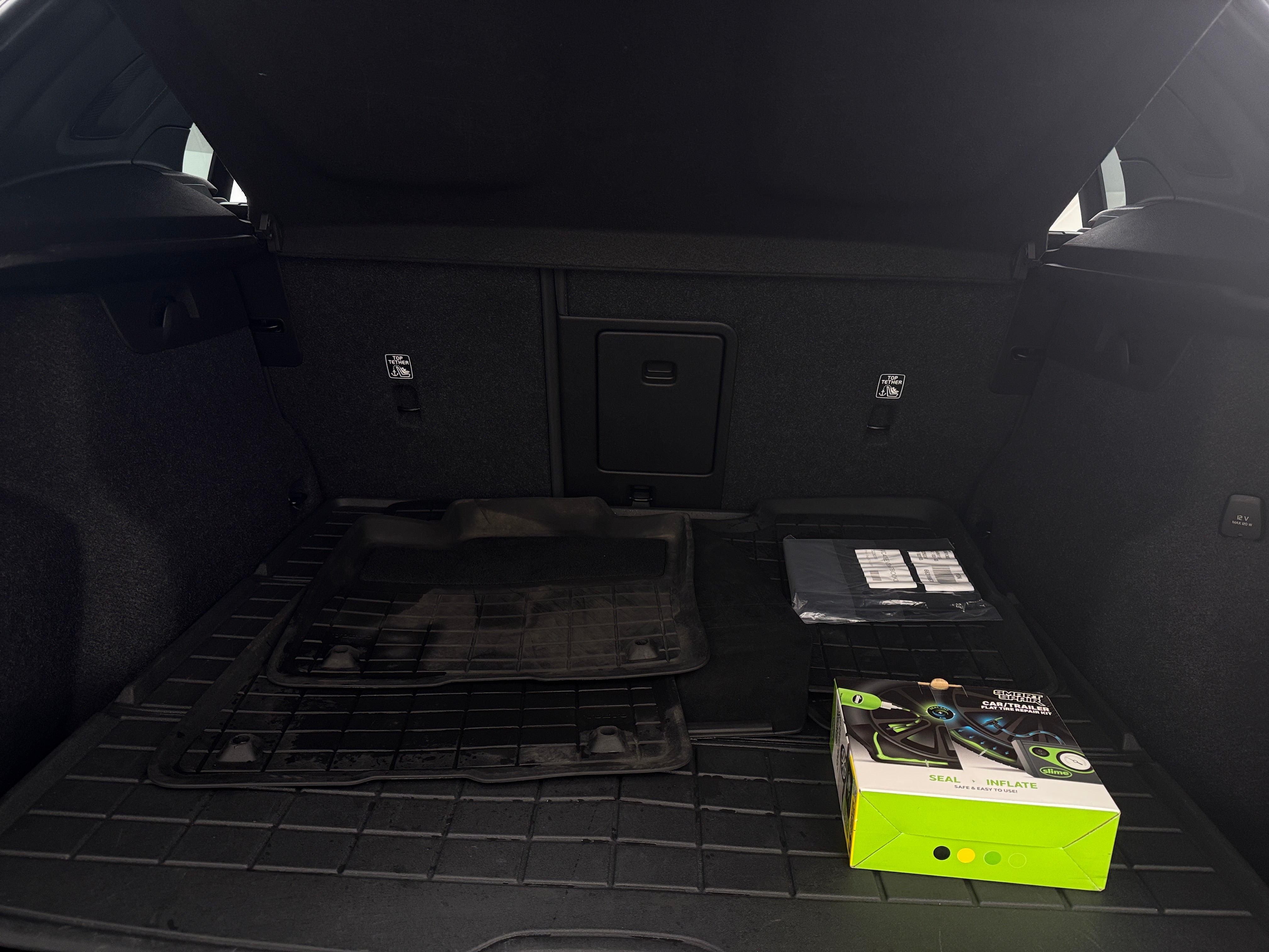 2021 Volvo XC40 Recharge Core 6