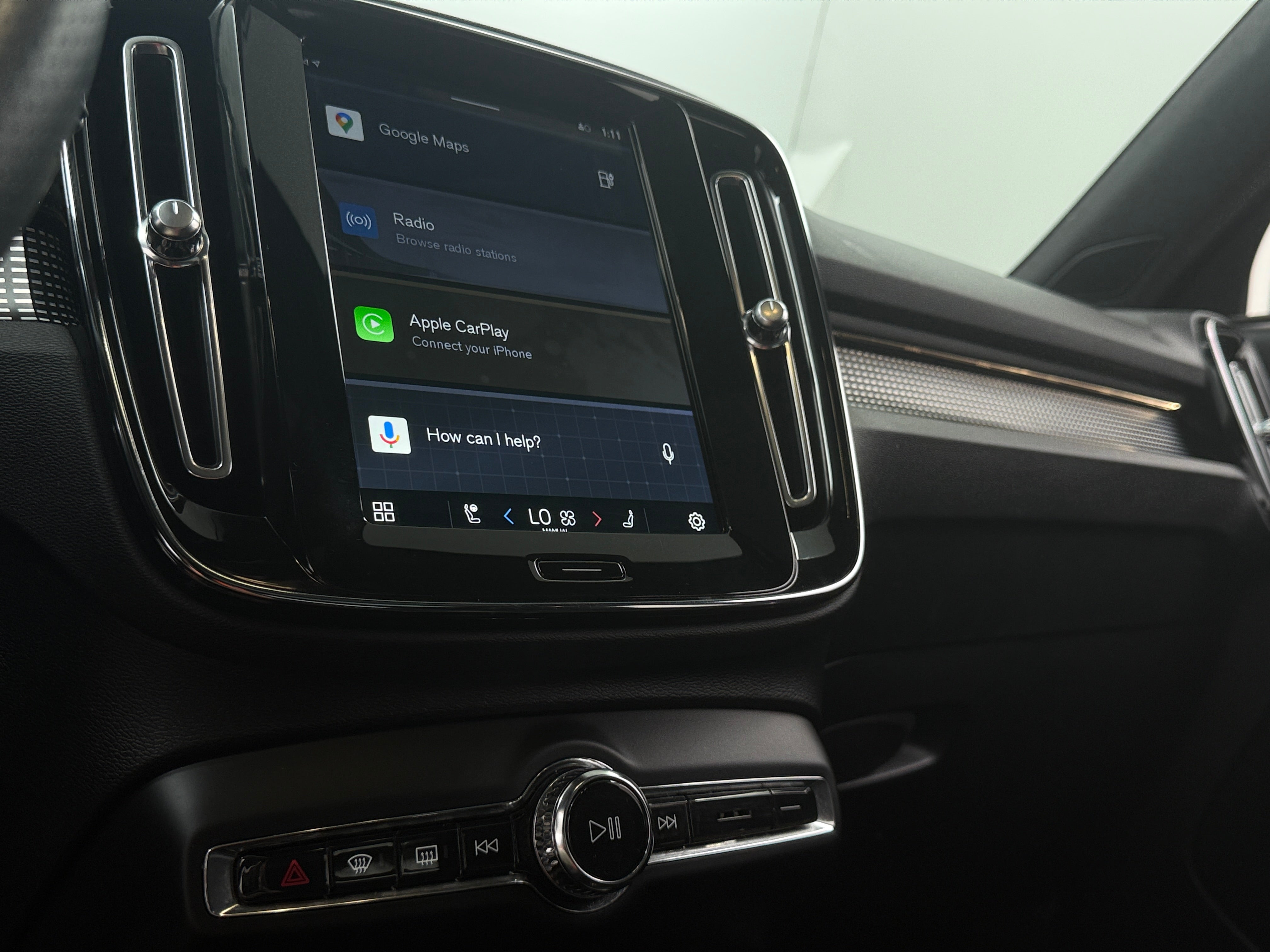 2021 Volvo XC40 Recharge Core 3