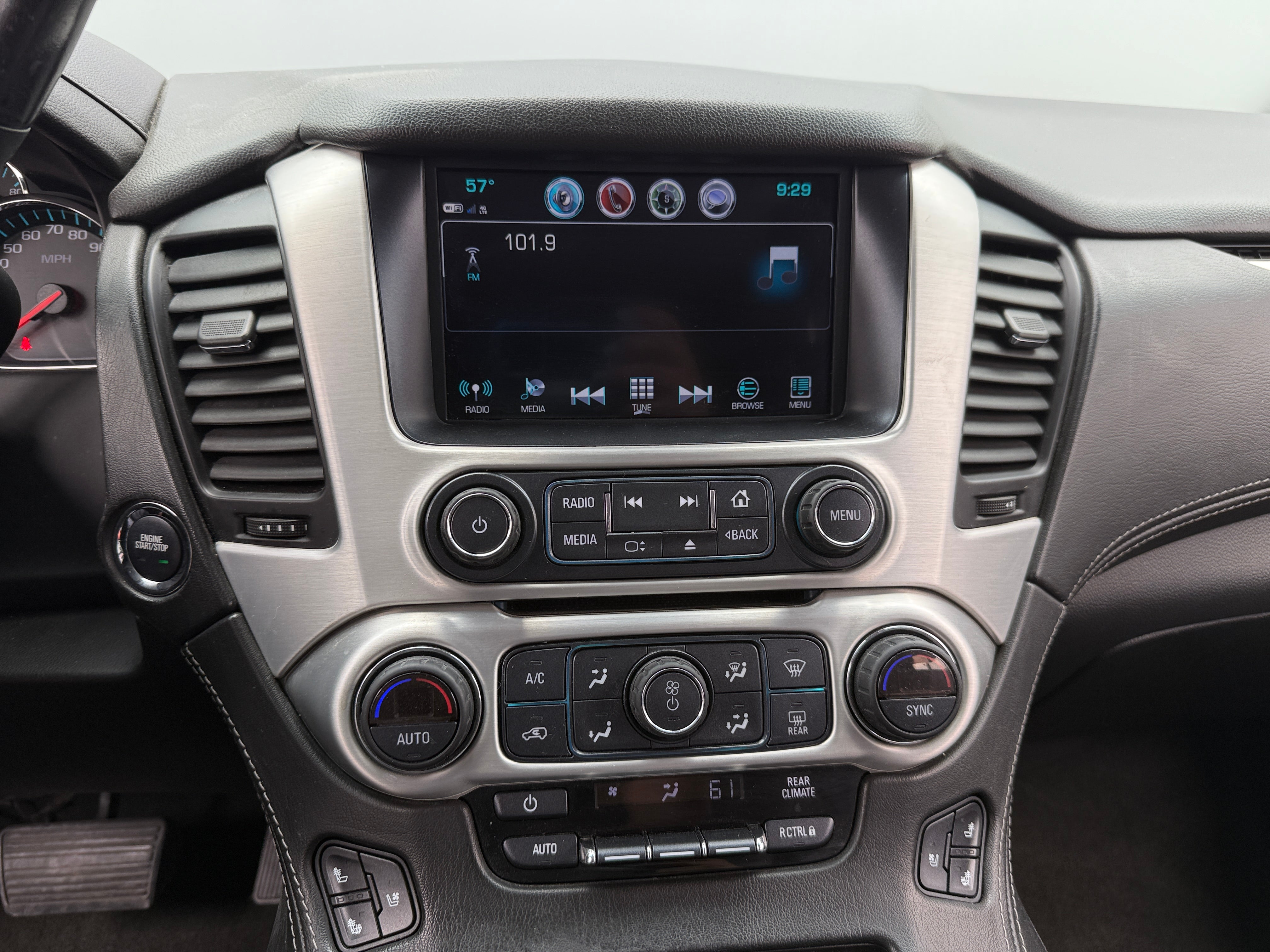2018 GMC Yukon XL SLT 3