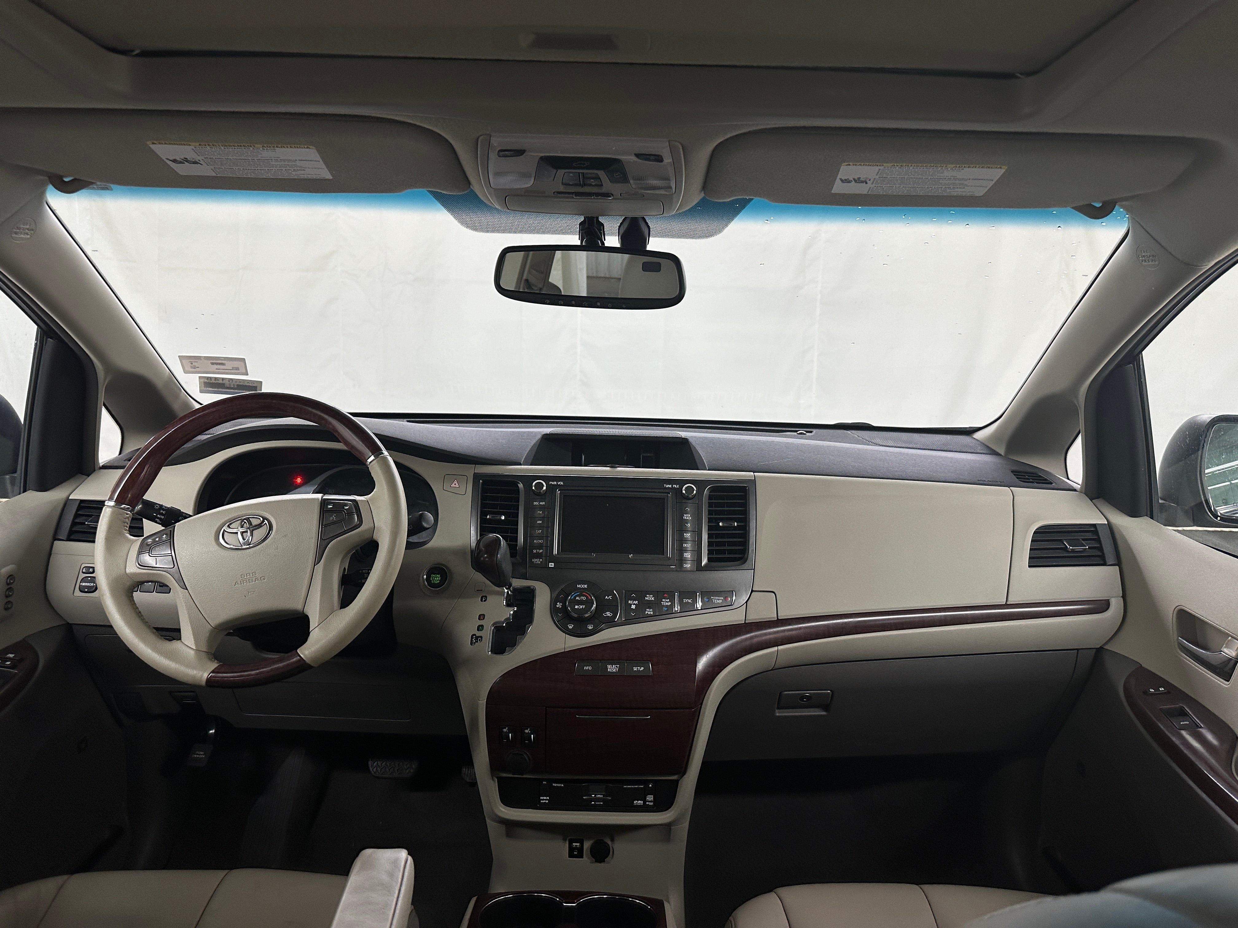 2011 Toyota Sienna Limited 2
