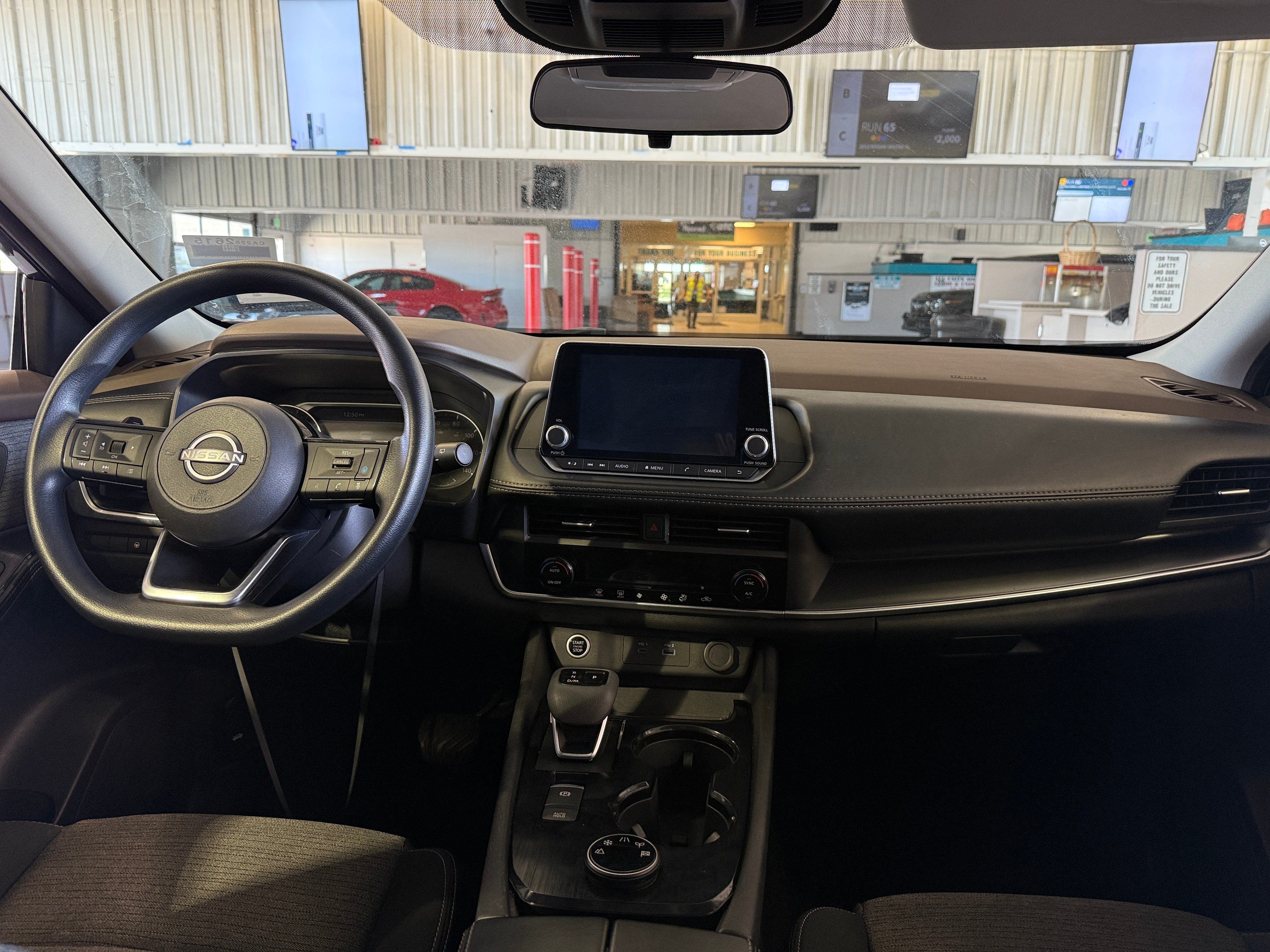 2023 Nissan Rogue SV 3