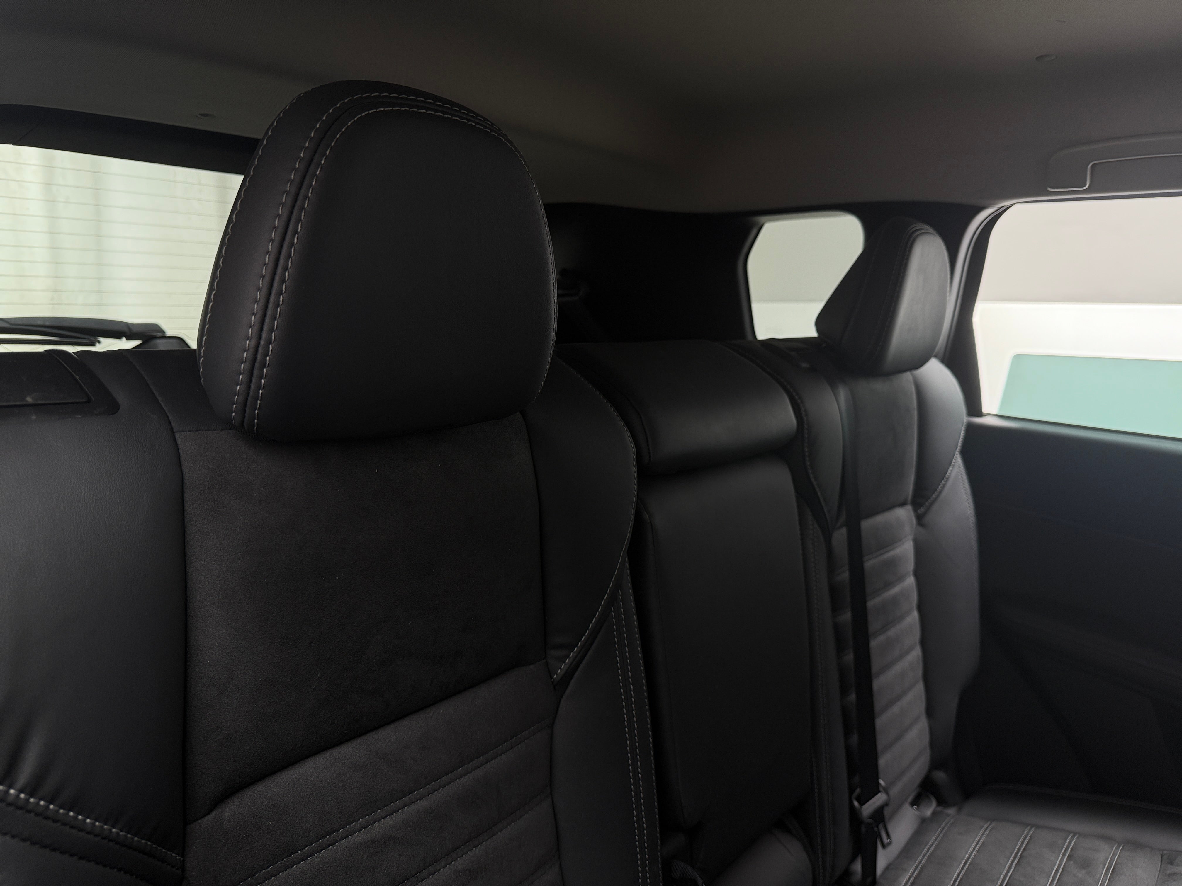 2023 Mitsubishi Outlander SE 6