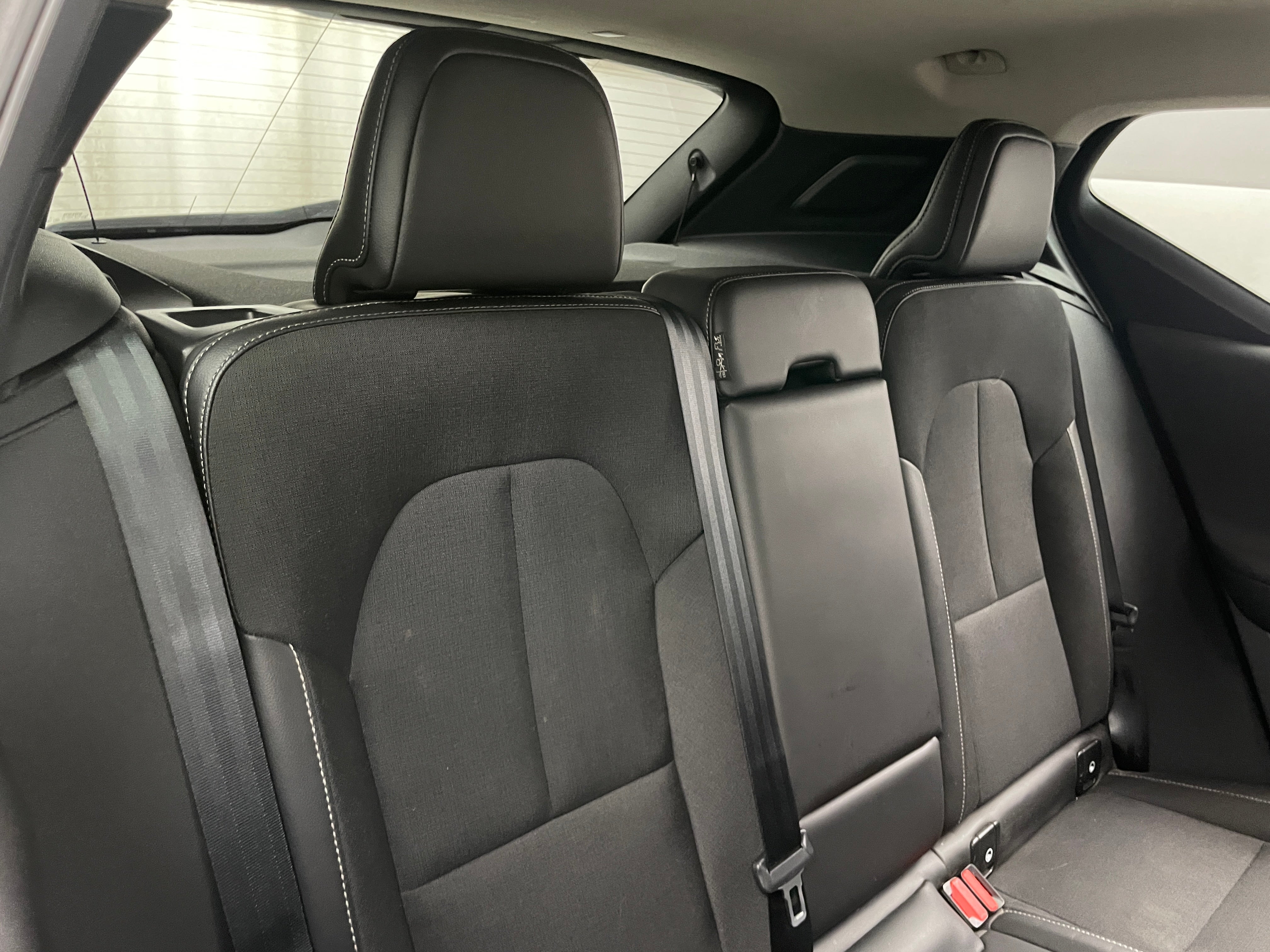2020 Volvo XC40 T5 Momentum 6