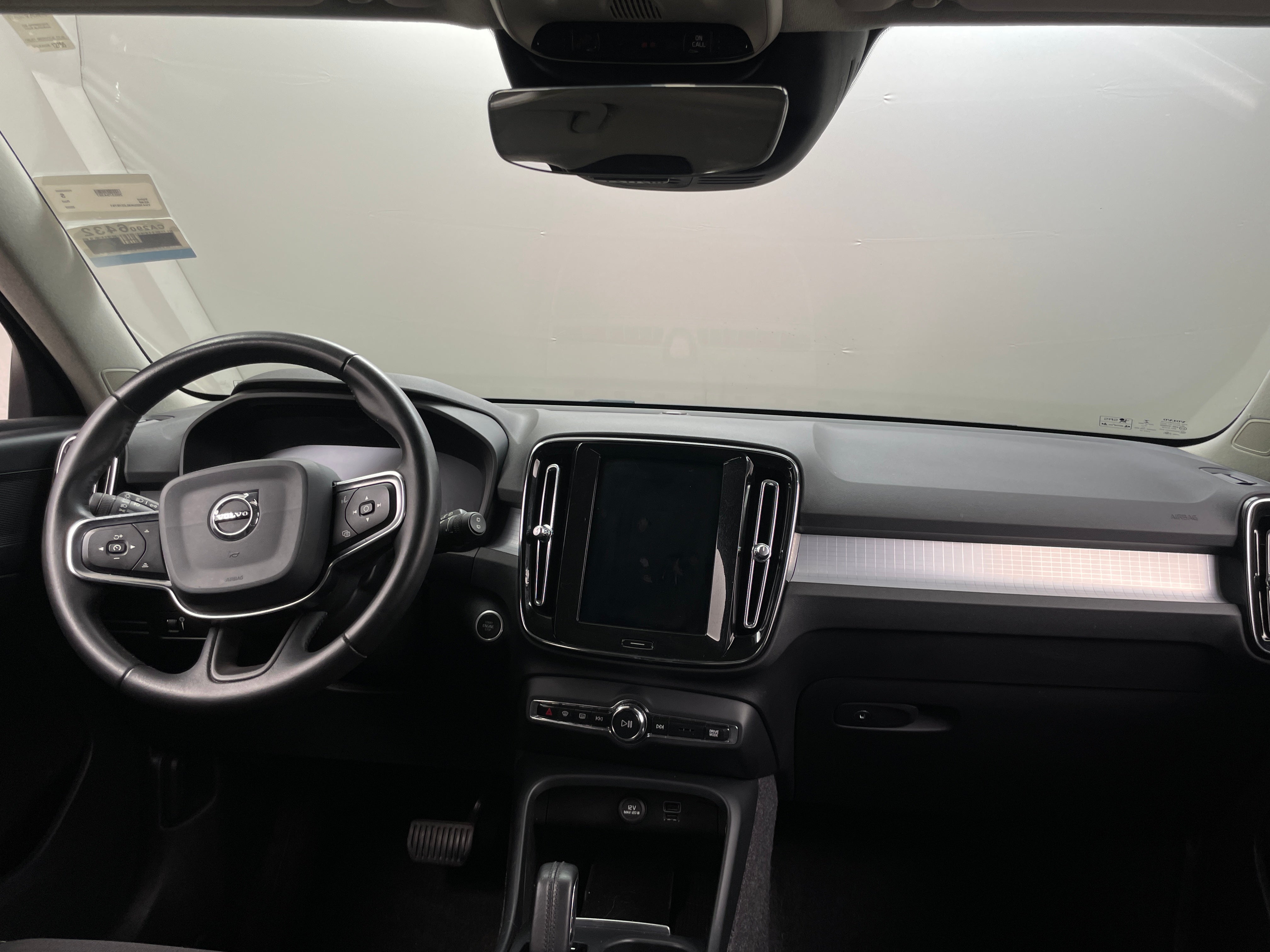 2020 Volvo XC40 T5 Momentum 3